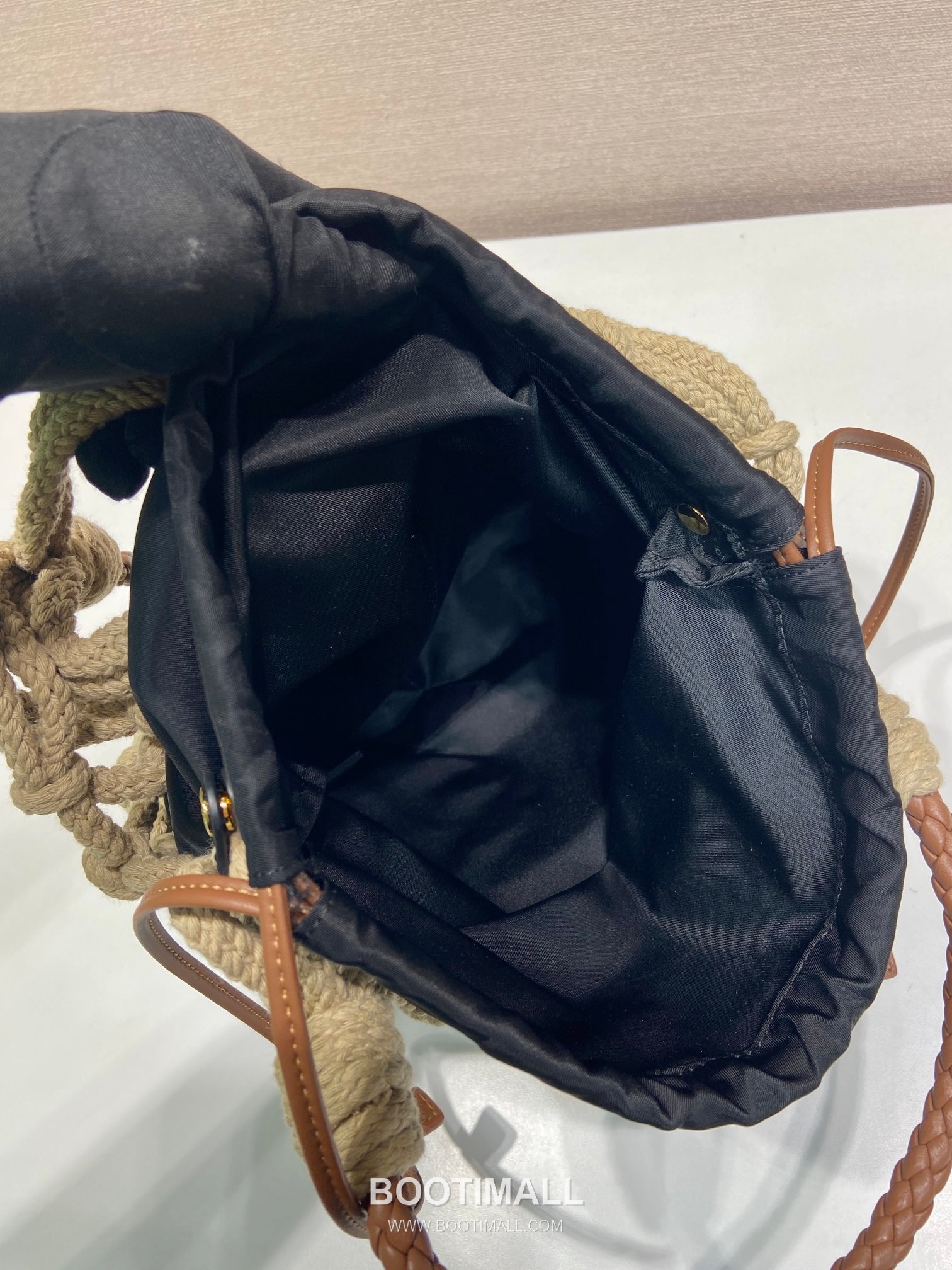 Prada Macramé Nylon Woven Tote Bag with Leather Handle and Drawstring Pouch 프라다 마크라메 나일론 우븐 레더 핸들 토트백 1BC111 30cm 8