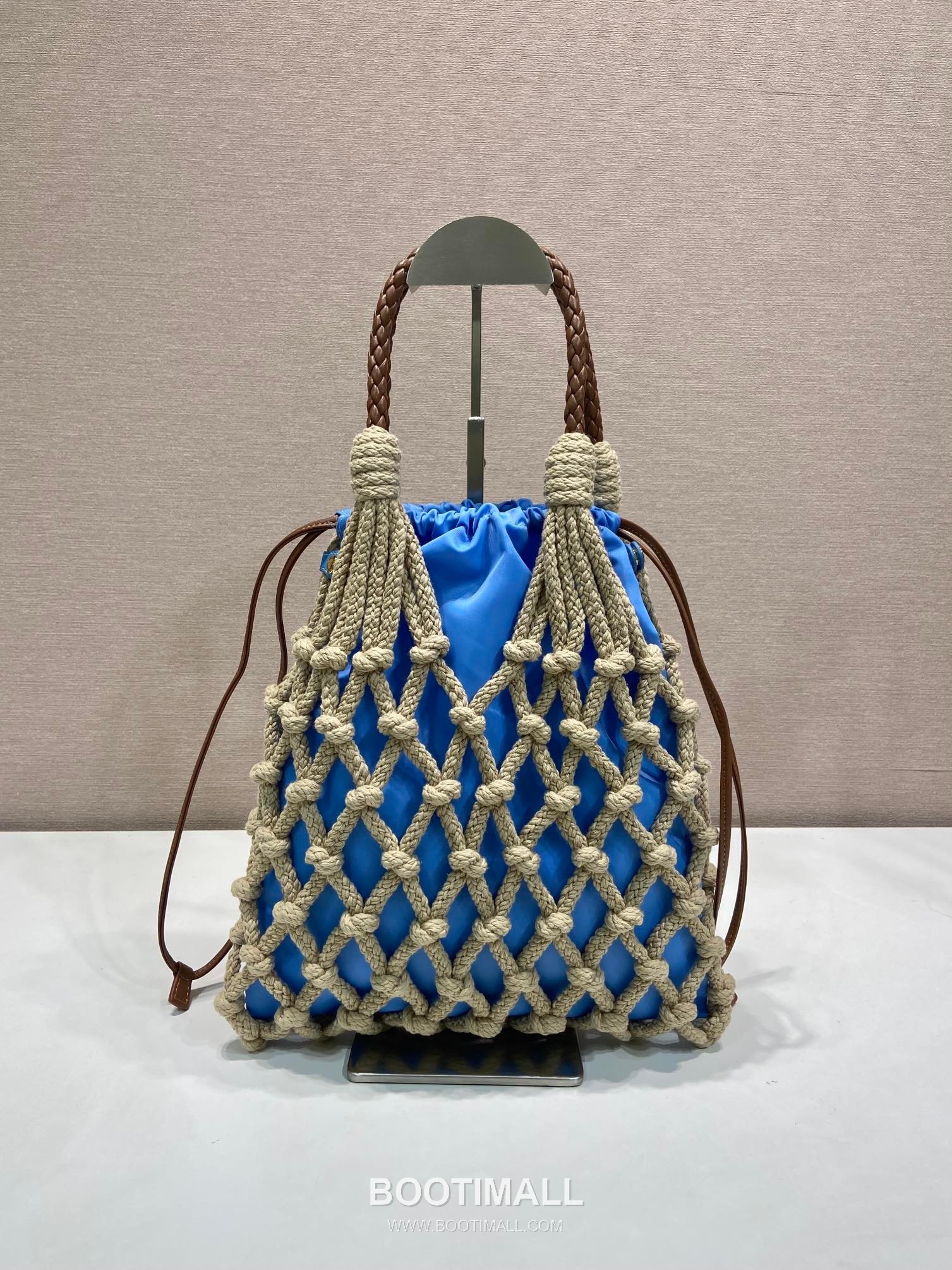 Prada Macramé Nylon Woven Tote Bag with Leather Handle and Drawstring Pouch 프라다 마크라메 나일론 우븐 레더 핸들 토트백 1BC111 30cm 4