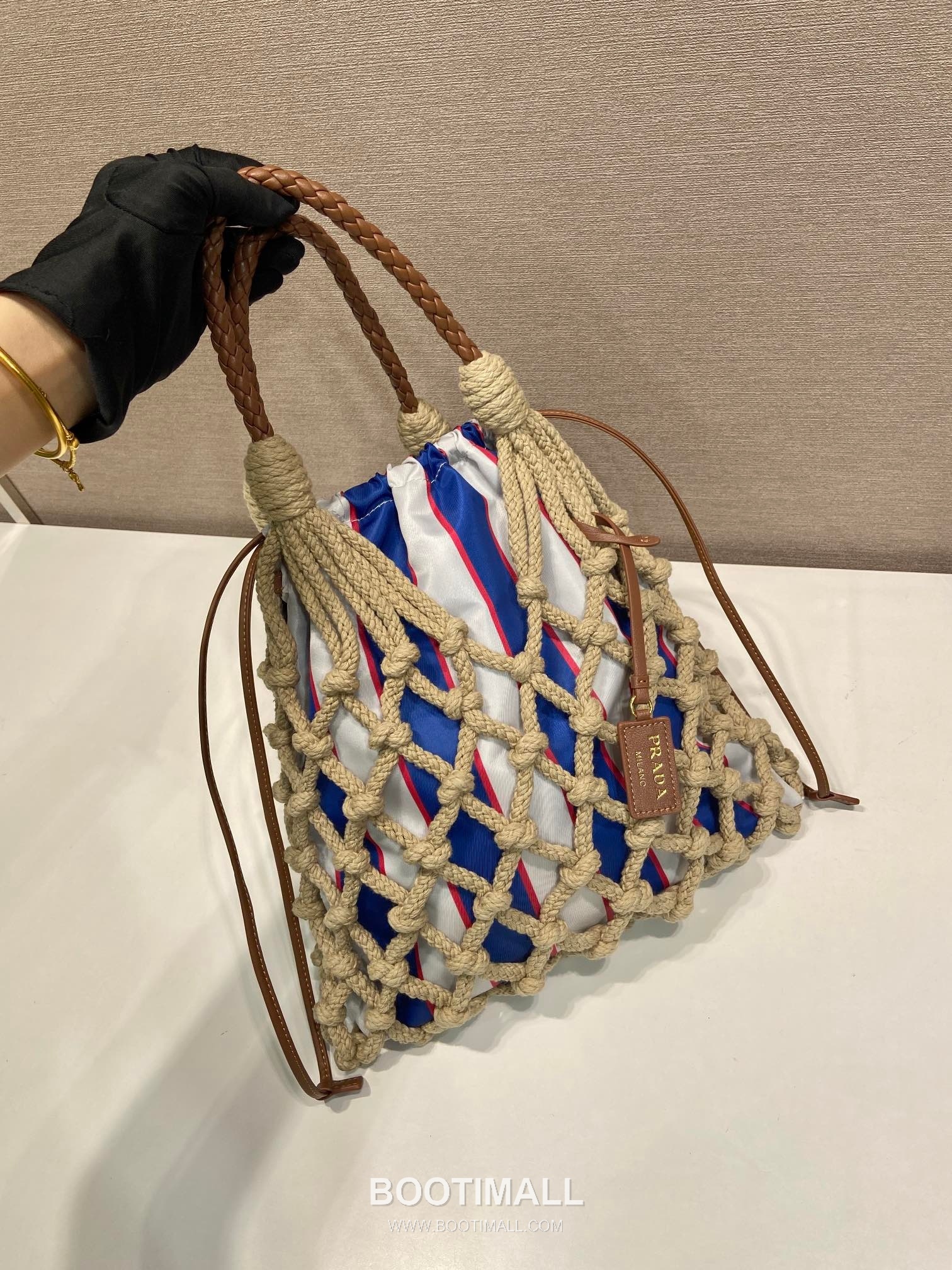 Prada Macramé Nylon Woven Tote Bag with Leather Handle and Drawstring Pouch 프라다 마크라메 나일론 우븐 레더 핸들 토트백 1BC111 30cm 2