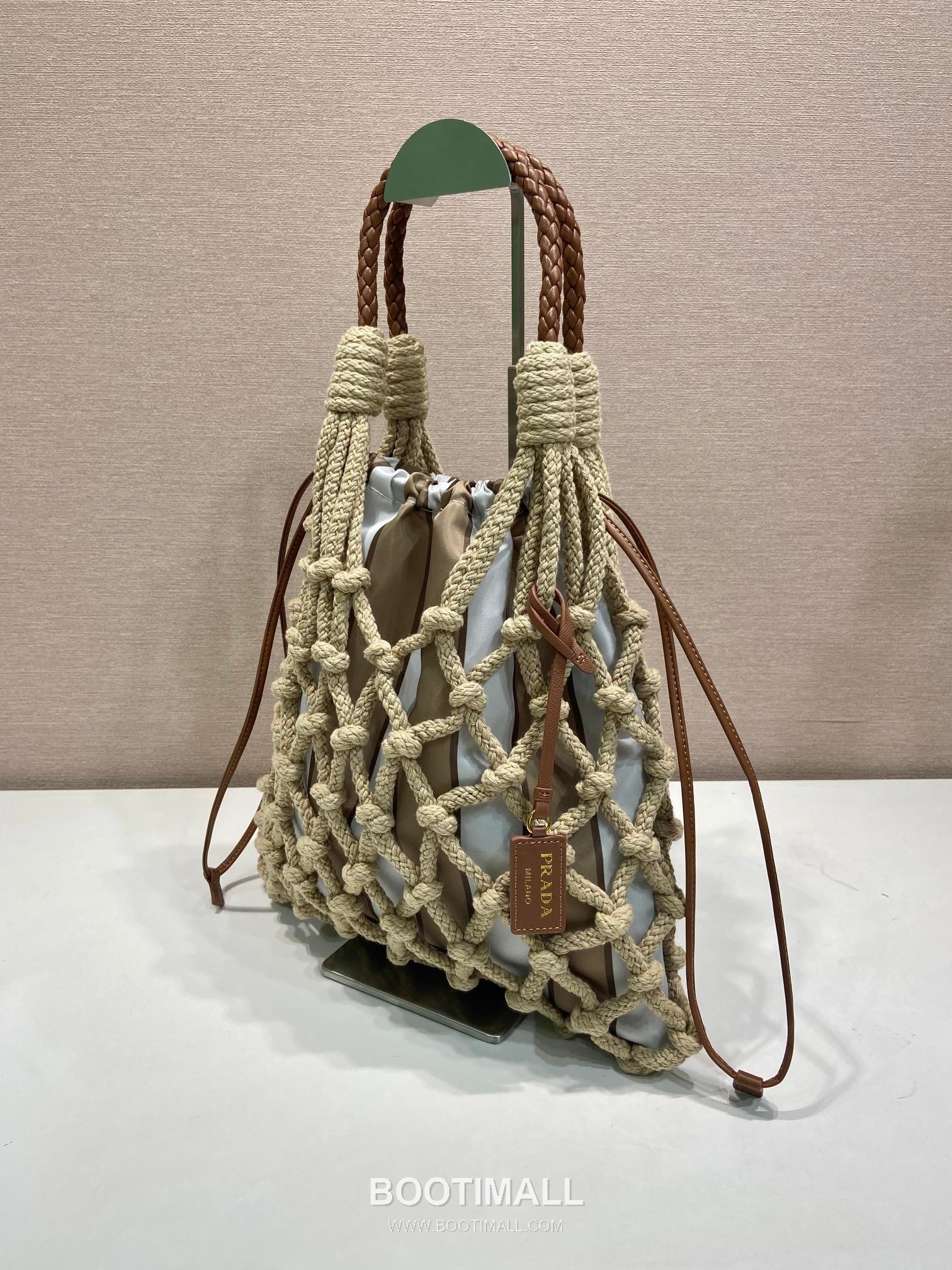 Prada Macramé Nylon Woven Tote Bag with Leather Handle and Drawstring Pouch 프라다 마크라메 나일론 우븐 레더 핸들 토트백 1BC111 30cm 3