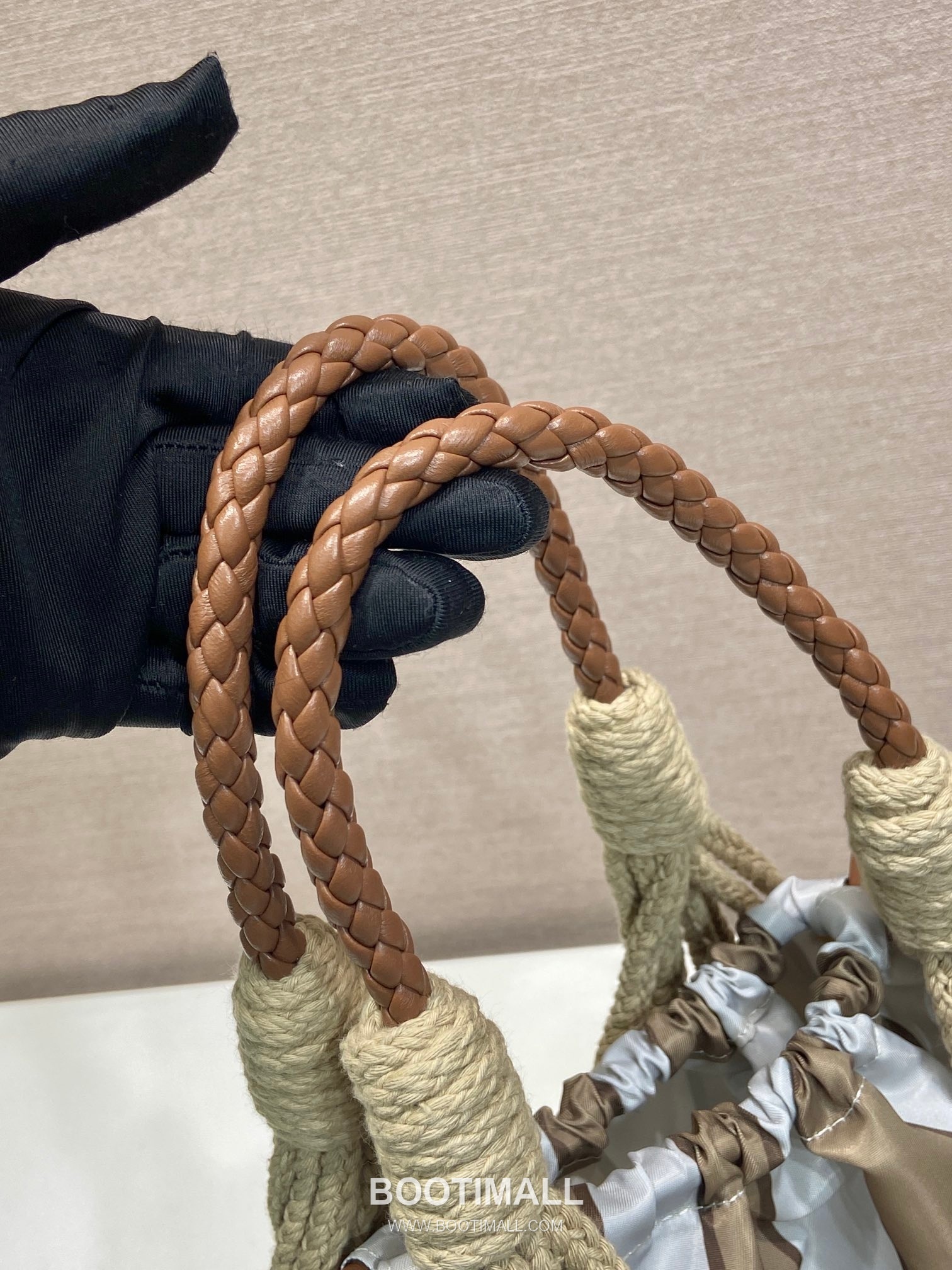 Prada Macramé Nylon Woven Tote Bag with Leather Handle and Drawstring Pouch 프라다 마크라메 나일론 우븐 레더 핸들 토트백 1BC111 30cm 7