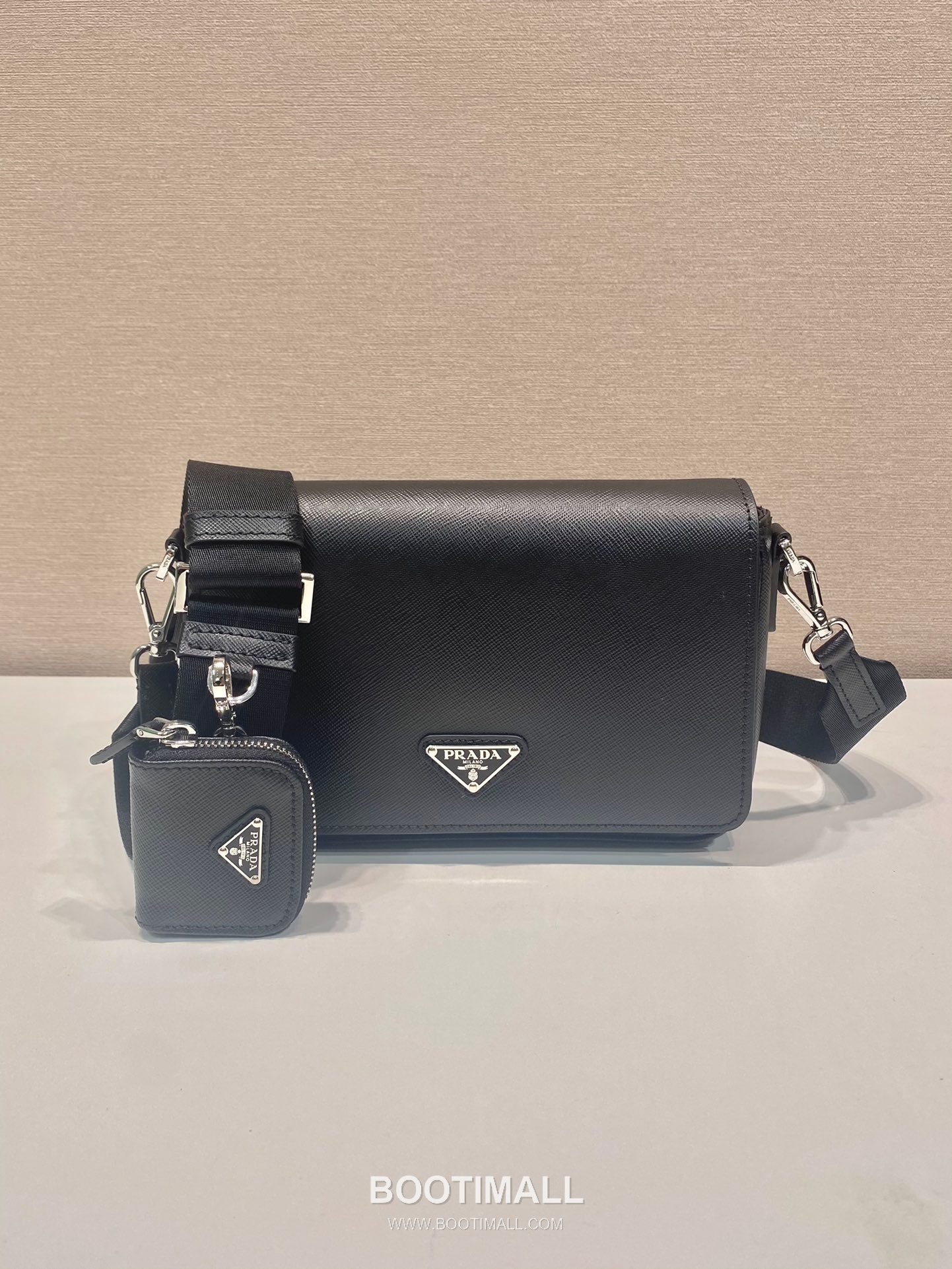 Prada Saffiano Leather Flap Shoulder Bag with Nylon Strap and Detachable Pouch 프라다 사피아노 레더 플랩 나일론 스트랩 숄더백 2VD059 22cm 1