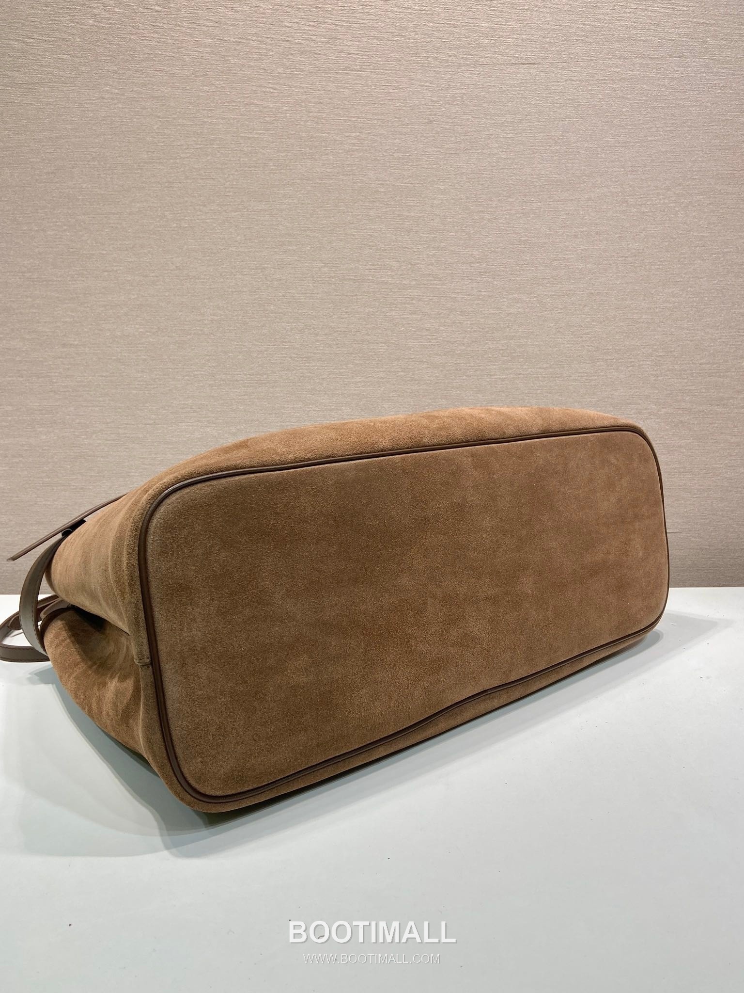 Prada Suede Calfskin Tote Bag with Adjustable Strap and Triple Compartments 프라다 스웨이드 카프스킨 트리플 컴파트먼트 토트백 1BG126 48cm 6