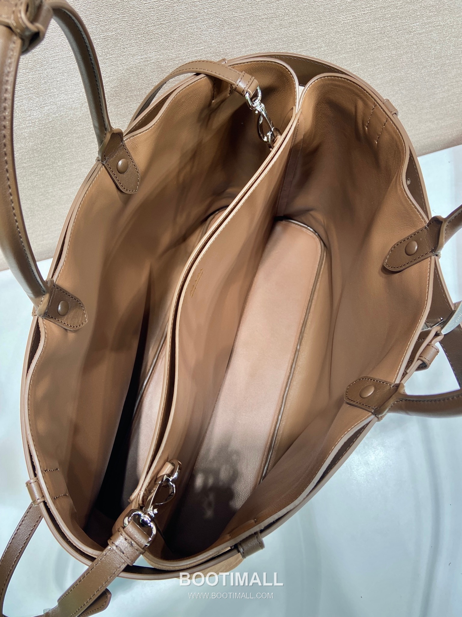 Prada Suede Calfskin Tote Bag with Adjustable Strap and Triple Compartments 프라다 스웨이드 카프스킨 트리플 컴파트먼트 토트백 1BG126 48cm 9