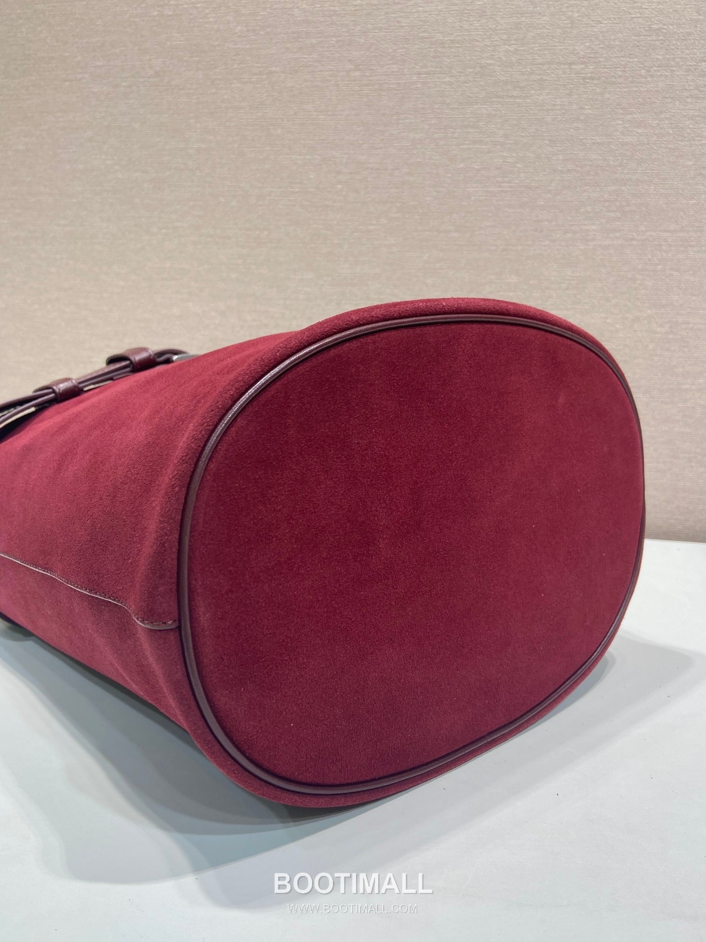 Prada Suede Calfskin Bucket Bag with Buckle Strap and Drawstring Closure 프라다 스웨이드 카프스킨 버클 스트랩 버킷백 1BE085 26.5cm 7