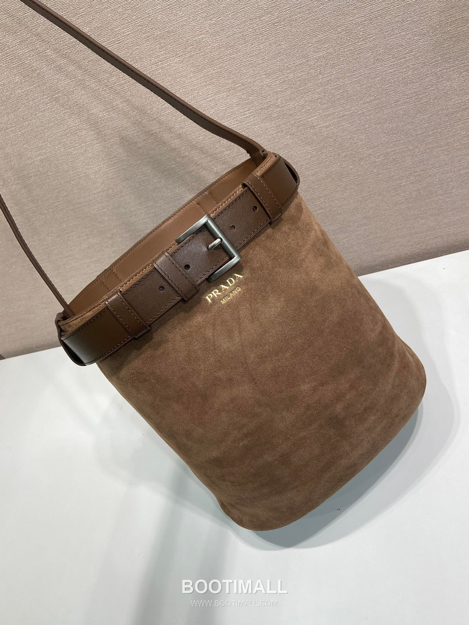Prada Suede Calfskin Bucket Bag with Buckle Strap and Drawstring Closure 프라다 스웨이드 카프스킨 버클 스트랩 버킷백 1BE085 26.5cm 4