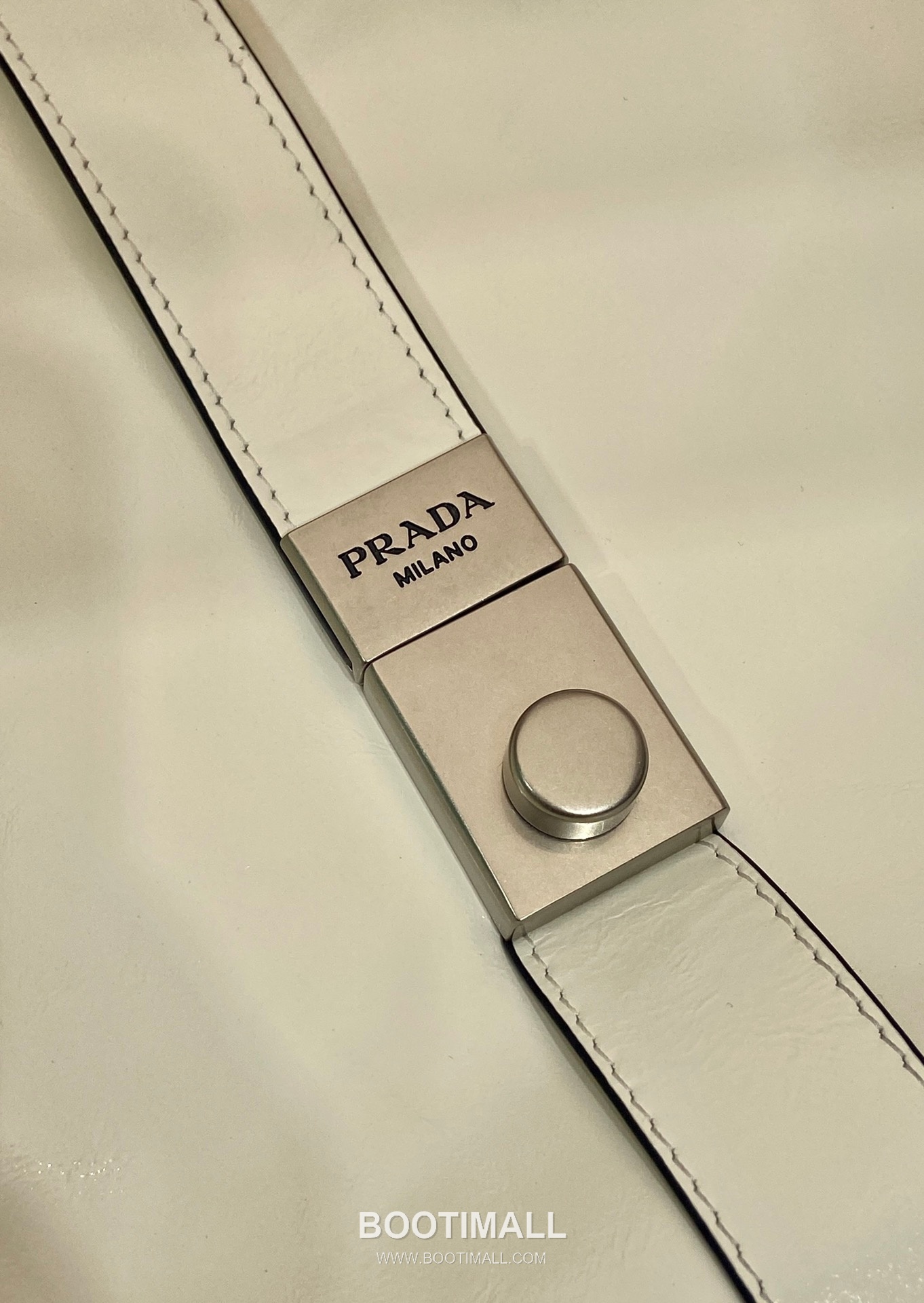 Prada Waxed Leather Top Handle Tote Bag with Buckle Lock and Strap 프라다 왁스 레더 버클락 스트랩 토트백 1BG570 39cm 8