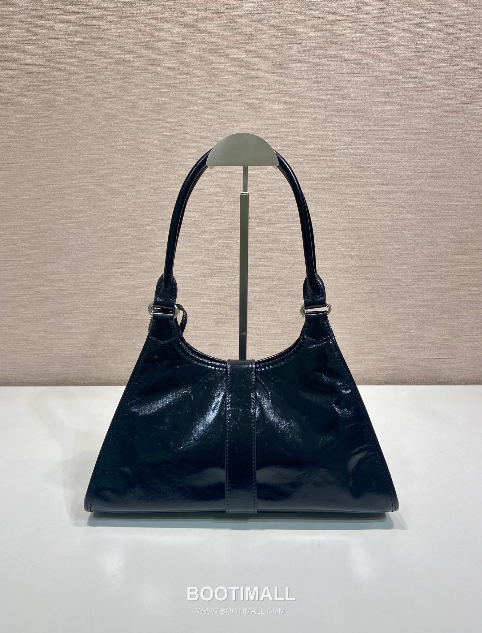 Prada Waxed Leather Top Handle Bag with Buckle Lock and Strap 프라다 왁스 레더 버클락 스트랩 토트백 1BG563 30.5cm 4