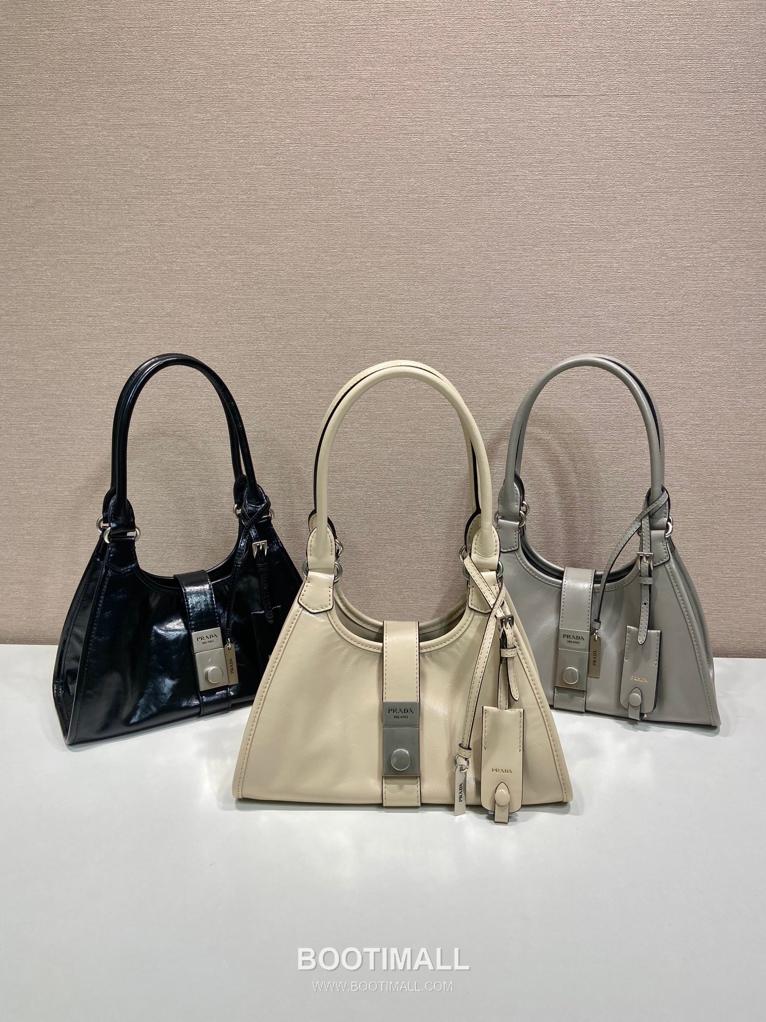 Prada Waxed Leather Top Handle Mini Bag with Buckle Lock and Strap 프라다 왁스 레더 버클락 스트랩 미니 토트백 1BG580 26cm 12