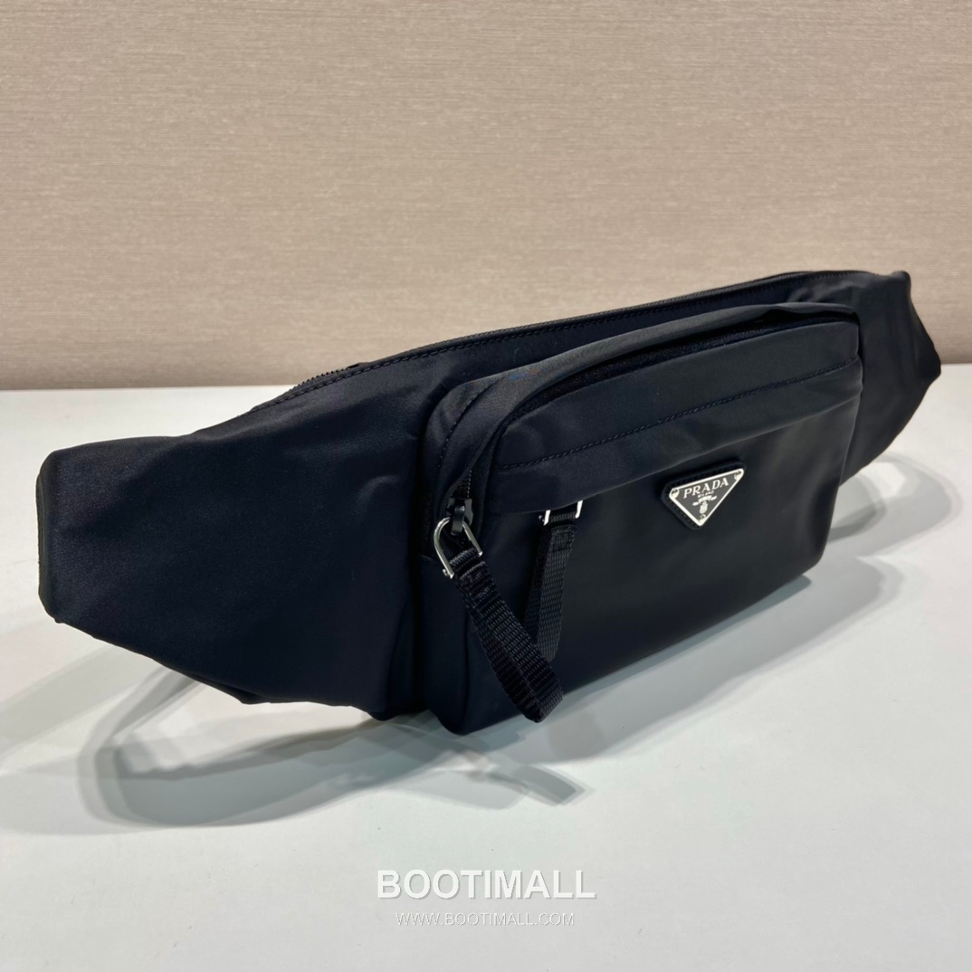 Prada Nylon Waist Bag with Front Pocket and Zip Closure 프라다 나일론 프론트 포켓 지퍼 웨이스트백 2VL978 23cm 4