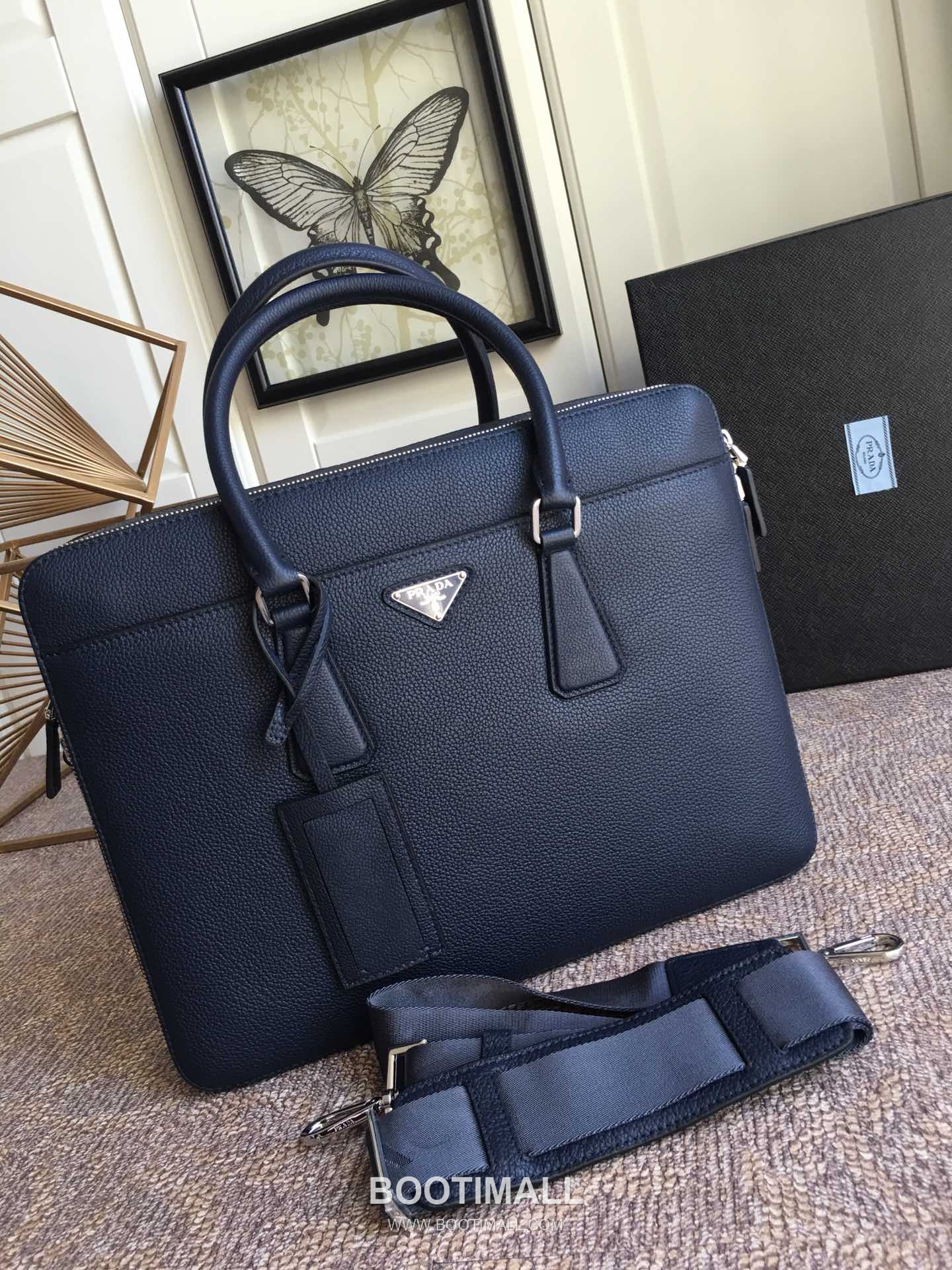Prada Deer Grain Leather Tote Bag with Full Leather Construction 프라다 디어 그레인 레더 풀레더 토트백 36.5cm 2