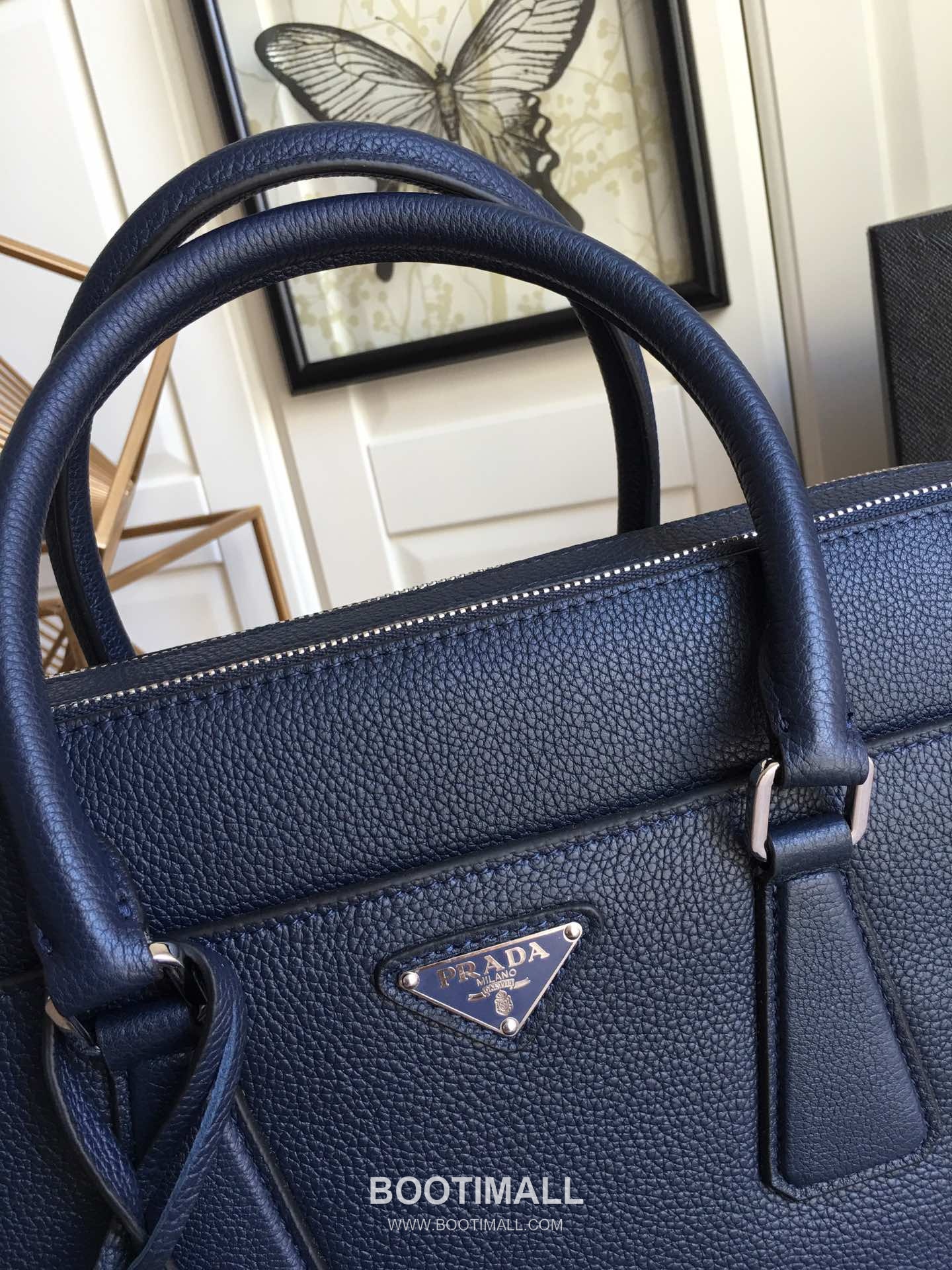 Prada Deer Grain Leather Tote Bag with Full Leather Construction 프라다 디어 그레인 레더 풀레더 토트백 36.5cm 3