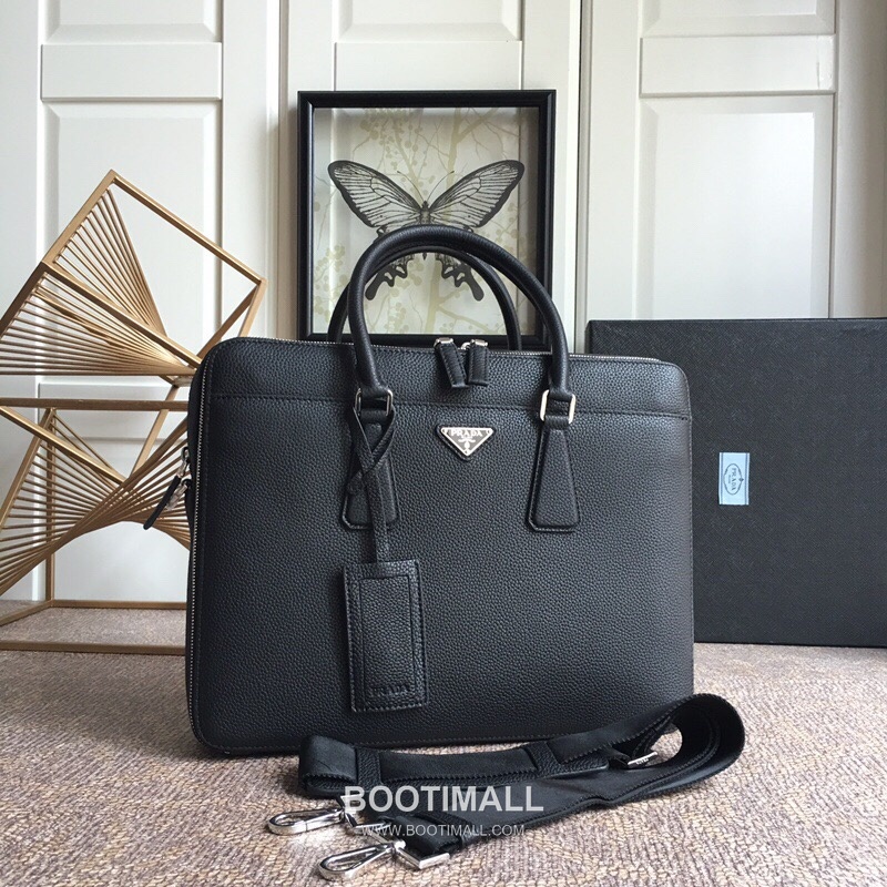 Prada Deer Grain Leather Tote Bag with Full Leather Construction 프라다 디어 그레인 레더 풀레더 토트백 36.5cm 1