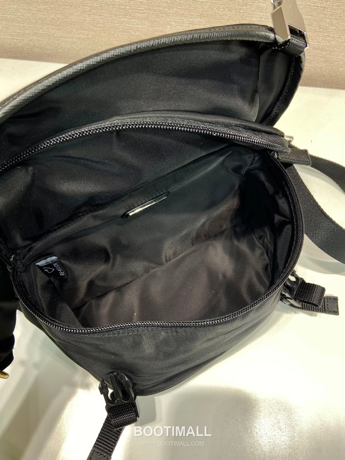 Prada Nylon Saffiano Leather Mini Flap Messenger Bag with Triangle Logo 프라다 나일론 사피아노 레더 미니 플랩 메신저백 2VH171 20cm 9