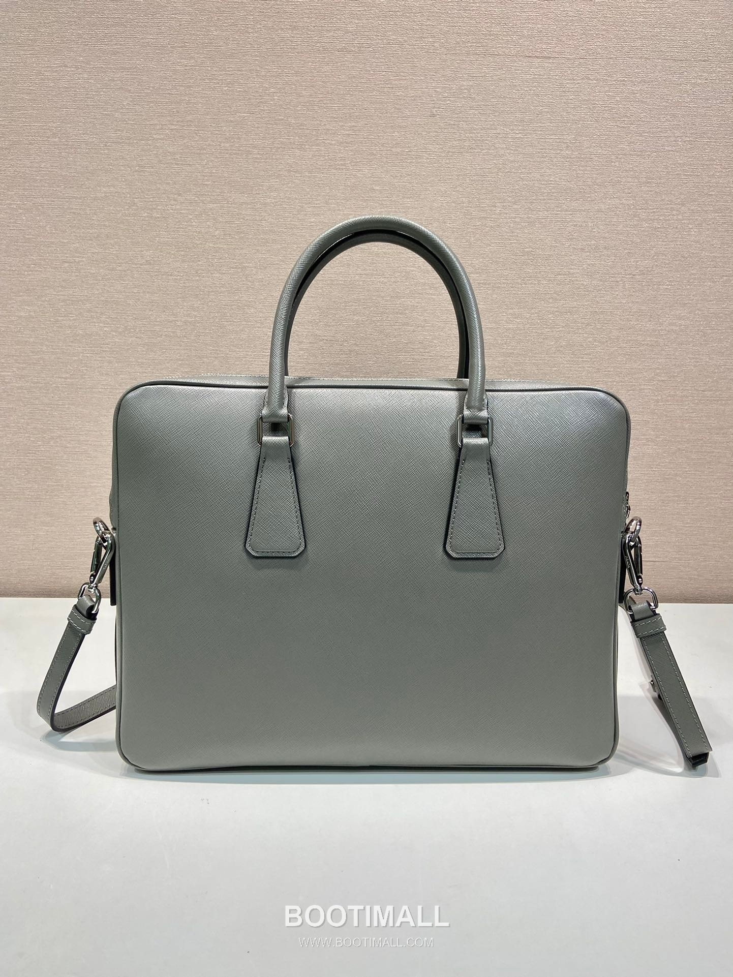 Prada Saffiano Leather Slim Briefcase with Ultra Thin Profile 프라다 사피아노 레더 슬림 브리프케이스 2VE0368 37cm 4