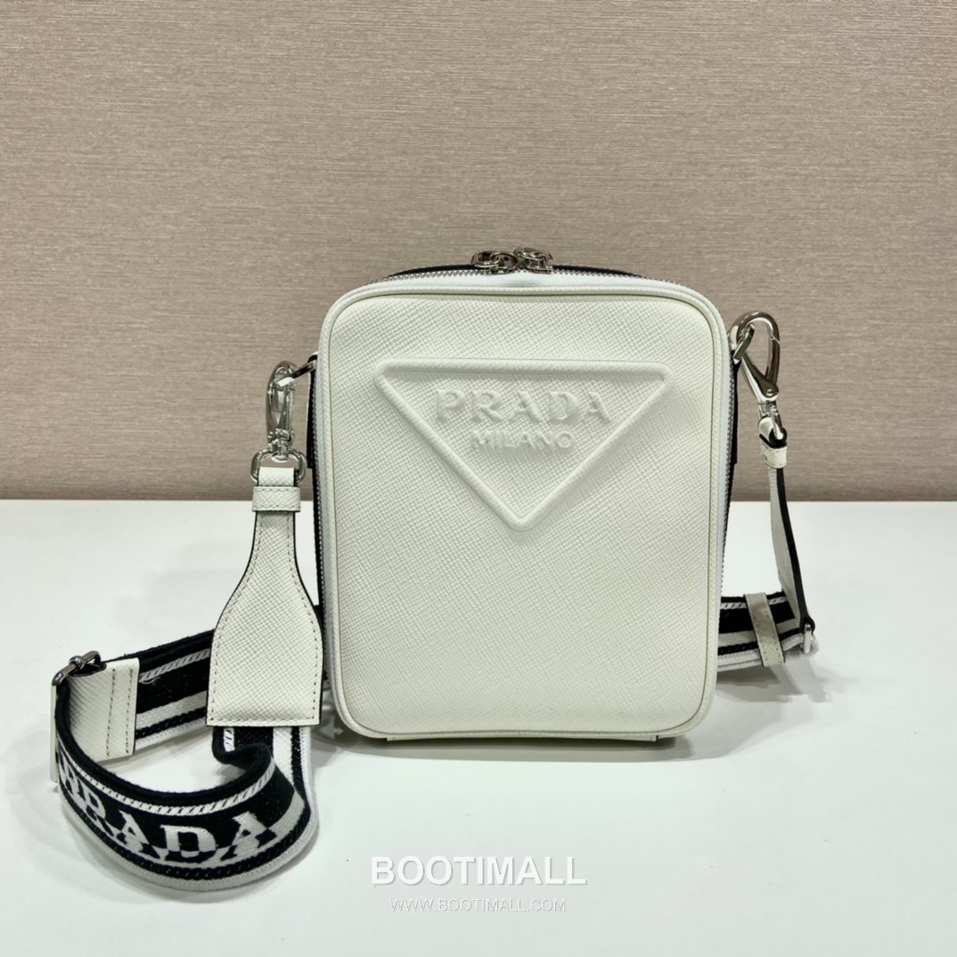 Prada Saffiano Leather Crossbody Bag with Embroidered Strap and Triangle Logo 프라다 사피아노 레더 자수 스트랩 삼각로고 크로스백 2VH154 19cm 1