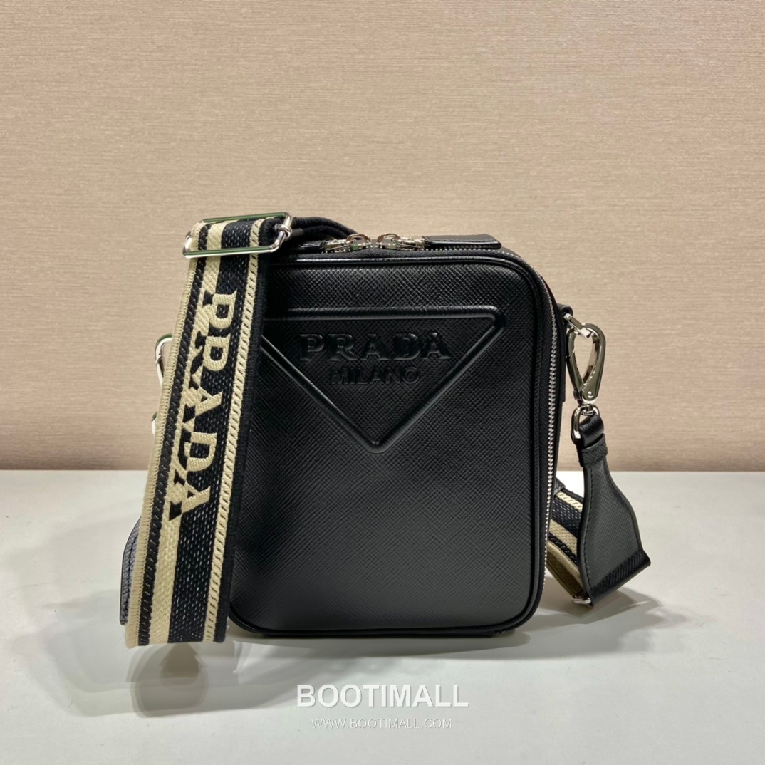 Prada Saffiano Leather Crossbody Bag with Embroidered Strap and Triangle Logo 프라다 사피아노 레더 자수 스트랩 삼각로고 크로스백 2VH154 19cm 2