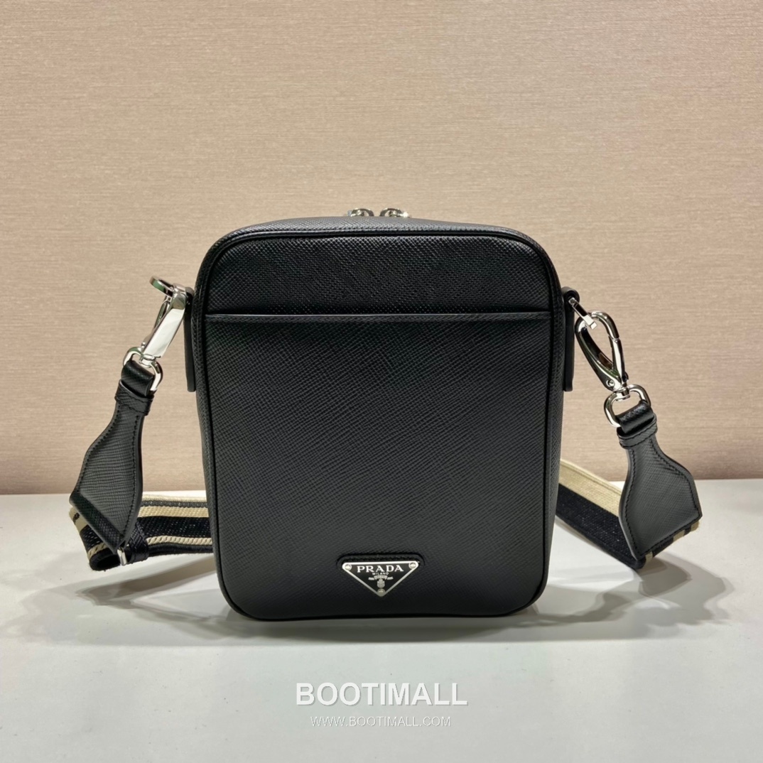 Prada Saffiano Leather Crossbody Bag with Embroidered Strap and Triangle Logo 프라다 사피아노 레더 자수 스트랩 삼각로고 크로스백 2VH154 19cm 4