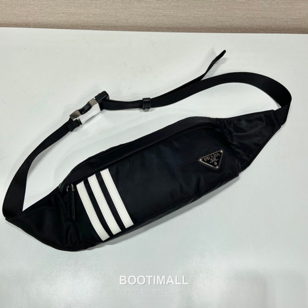 Prada Re-Nylon Saffiano Leather Waist Bag with Stripe Detail 프라다 리나일론 사피아노 레더 스트라이프 웨이스트백 2VL034 26cm 2