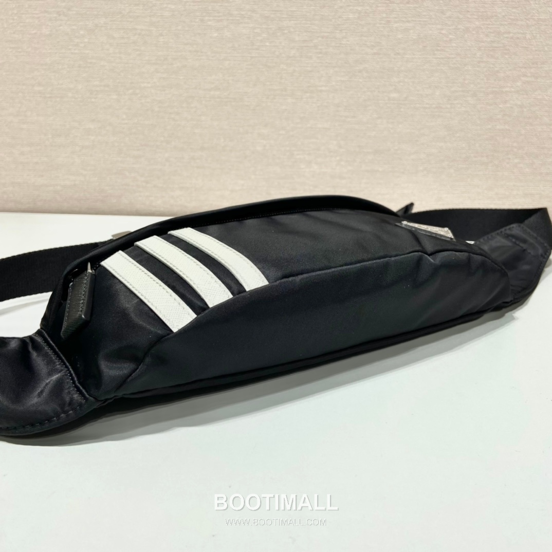 Prada Re-Nylon Saffiano Leather Waist Bag with Stripe Detail 프라다 리나일론 사피아노 레더 스트라이프 웨이스트백 2VL034 26cm 6