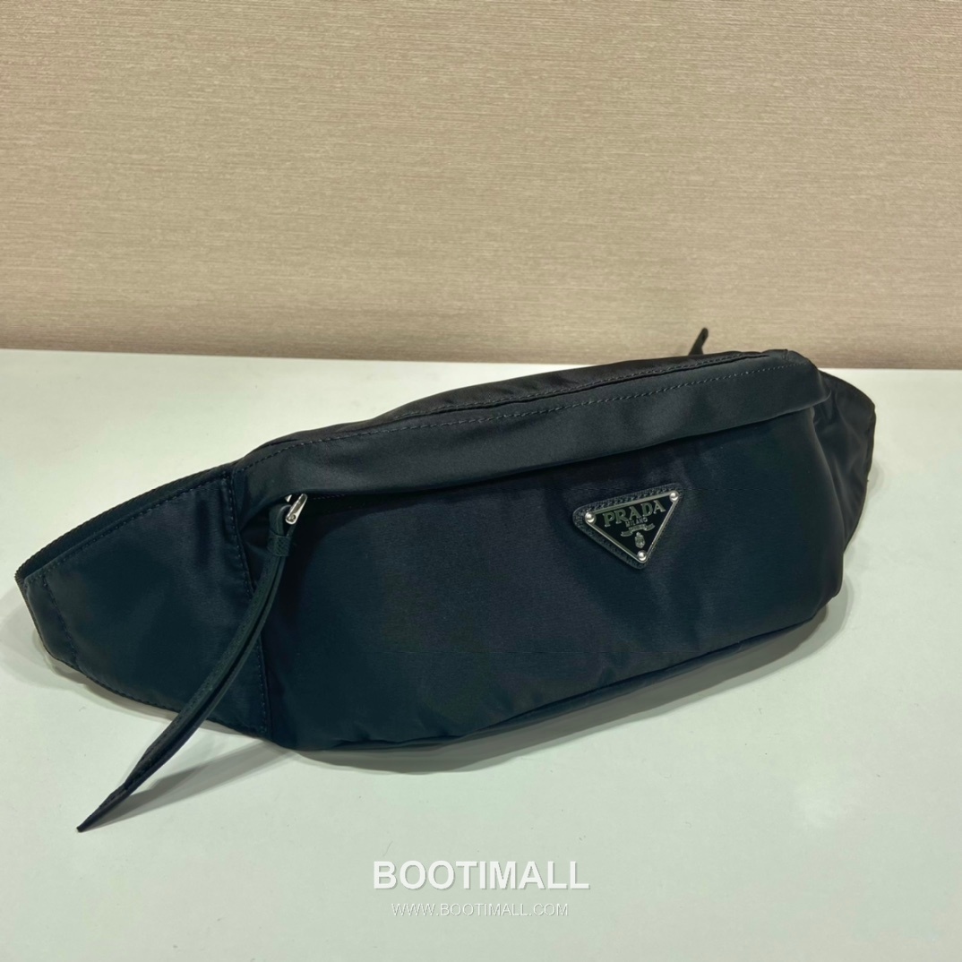 Prada Re-Nylon Saffiano Leather Waist Bag with Stripe Detail 프라다 리나일론 사피아노 레더 스트라이프 웨이스트백 2VL034 26cm 4