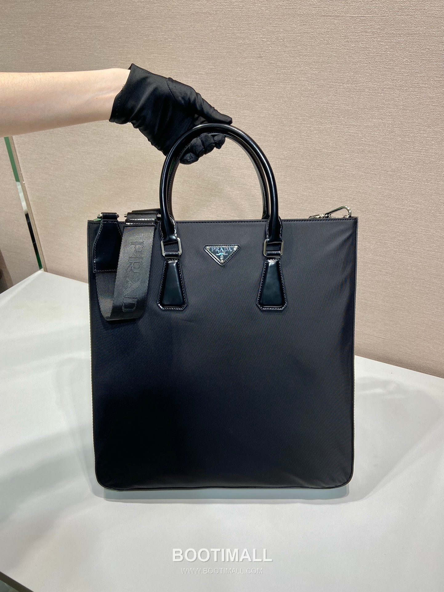 Prada Re-Nylon Leather Tote Bag with Detachable Strap and Triangle Logo 프라다 리나일론 레더 스트랩 삼각로고 토트백 2VG115 36cm 2