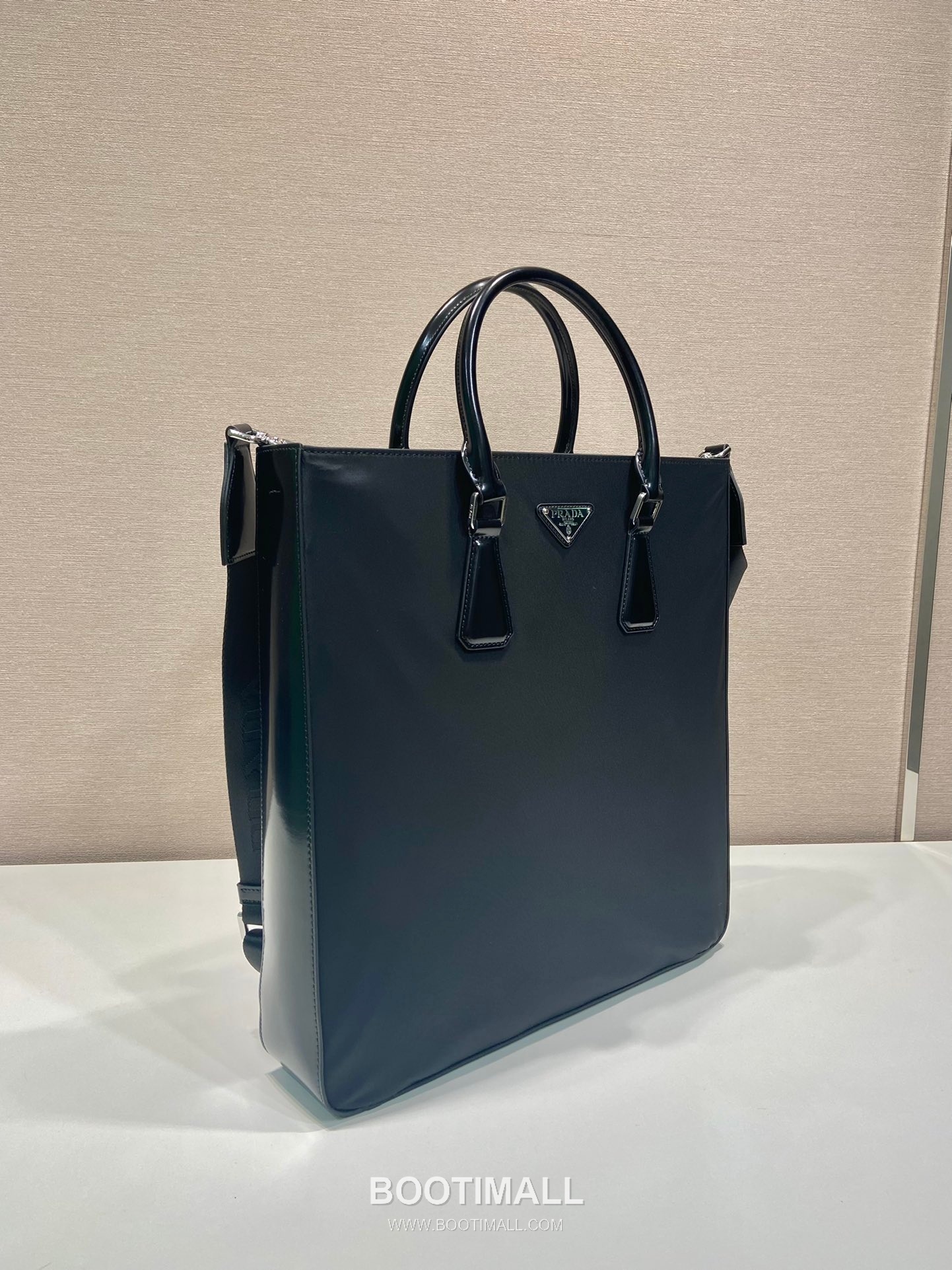 Prada Re-Nylon Leather Tote Bag with Detachable Strap and Triangle Logo 프라다 리나일론 레더 스트랩 삼각로고 토트백 2VG115 36cm 3