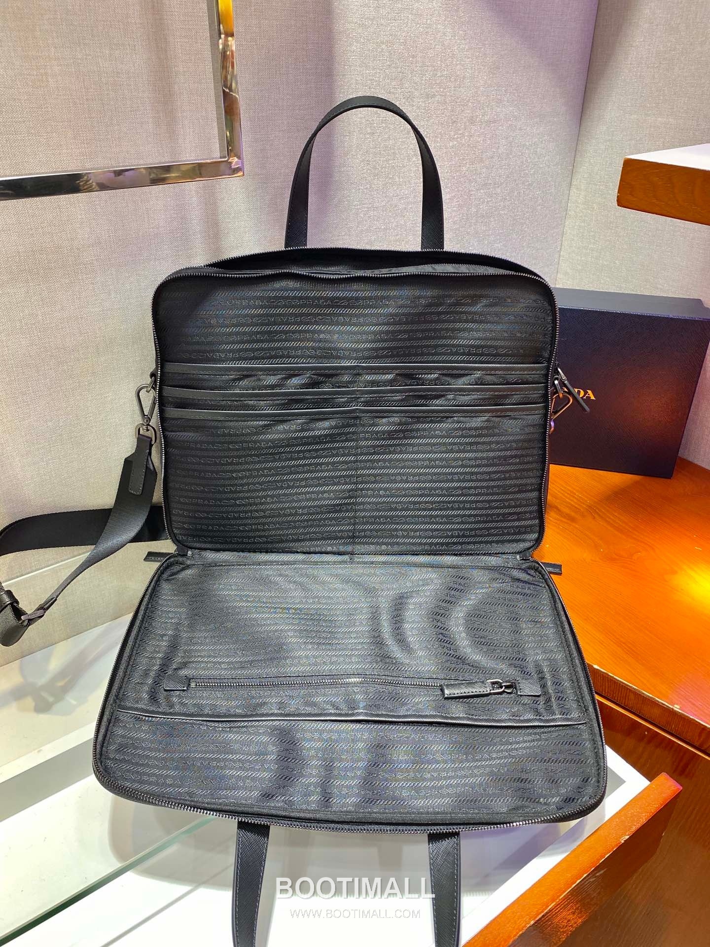Prada Re-Nylon Briefcase with Dual Handles and Trolley Strap Detail 프라다 리나일론 듀얼 핸들 트롤리 스트랩 브리프케이스 2VE005 38cm 6