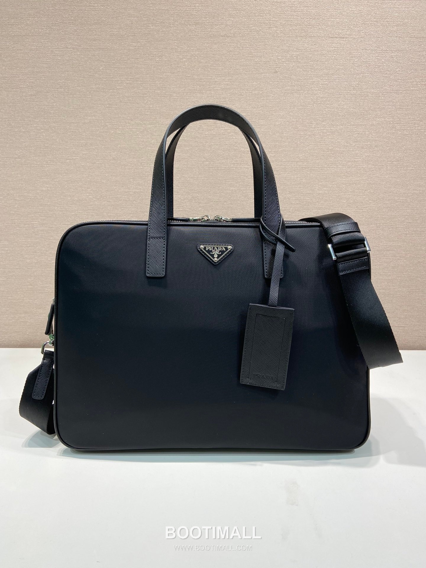 Prada Re-Nylon Briefcase with Dual Handles and Triangle Logo Detail 프라다 리나일론 듀얼 핸들 삼각로고 브리프케이스 2VE005 38cm 1