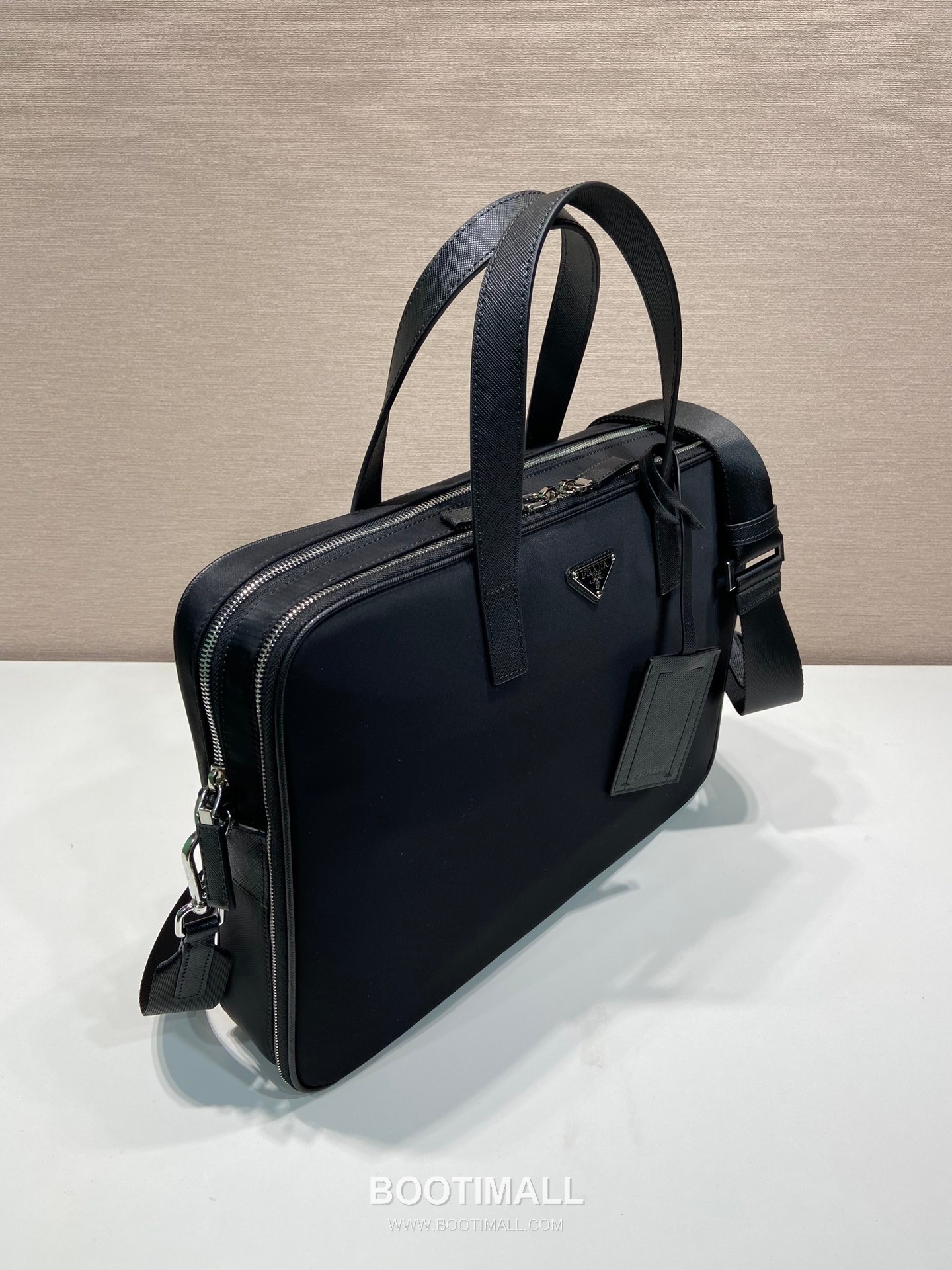 Prada Re-Nylon Briefcase with Dual Handles and Triangle Logo Detail 프라다 리나일론 듀얼 핸들 삼각로고 브리프케이스 2VE005 38cm 2