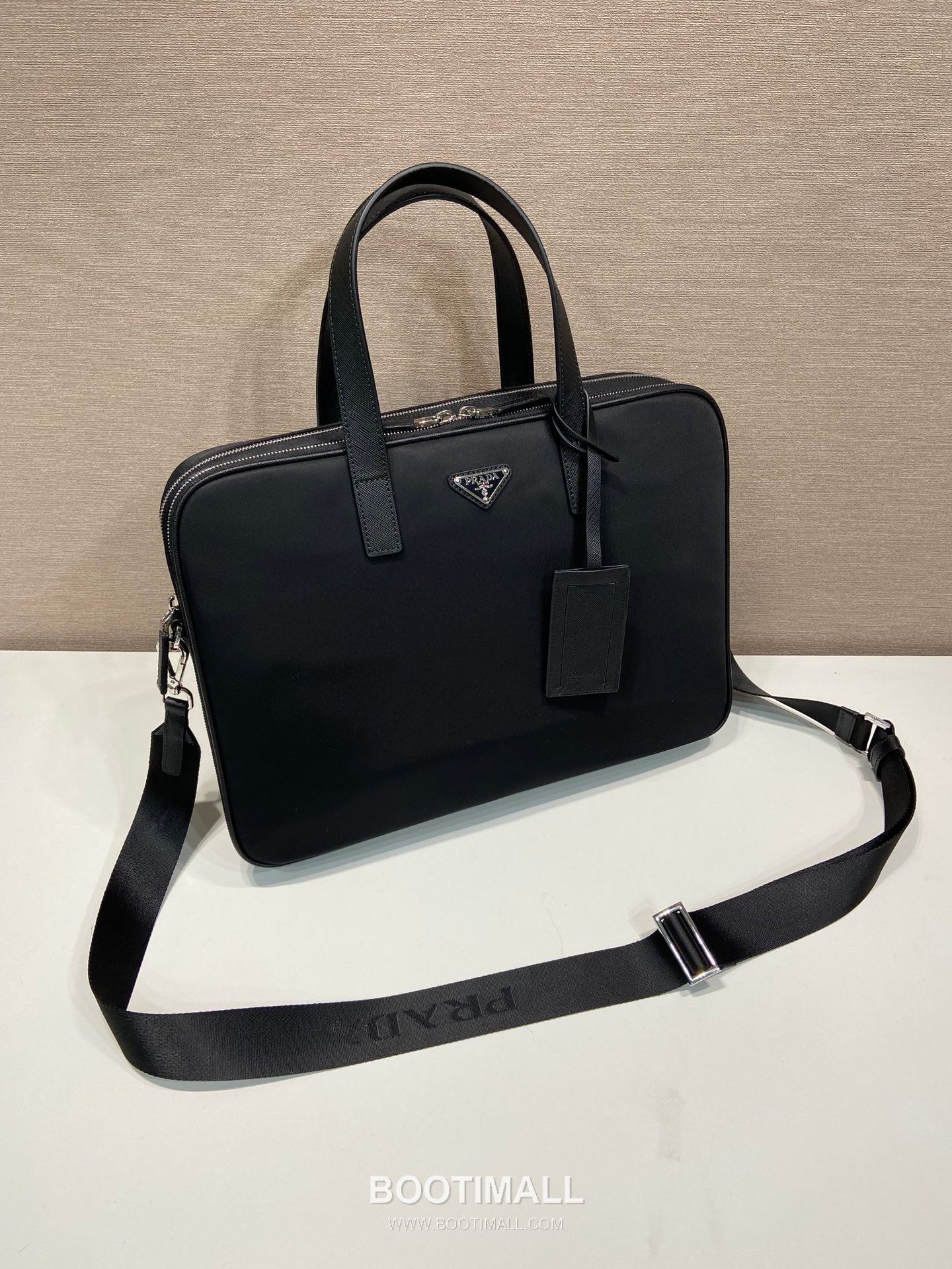 Prada Re-Nylon Briefcase with Dual Handles and Triangle Logo Detail 프라다 리나일론 듀얼 핸들 삼각로고 브리프케이스 2VE005 38cm 3