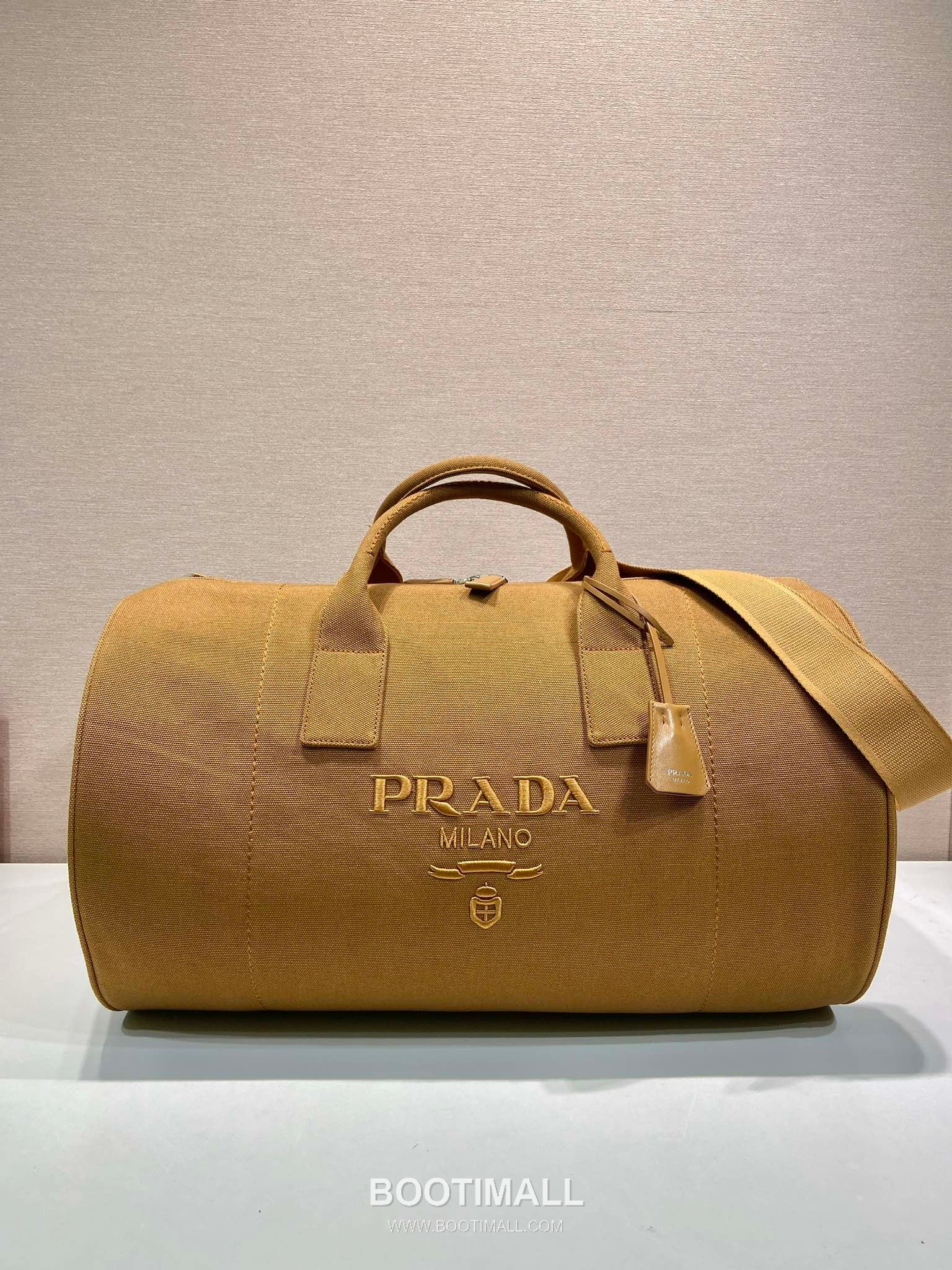Prada Canvas Leather Travel Bag with Embroidered Logo and Detachable Strap 프라다 캔버스 레더 자수로고 탈부착 스트랩 트래블백 2VC051 53cm 1