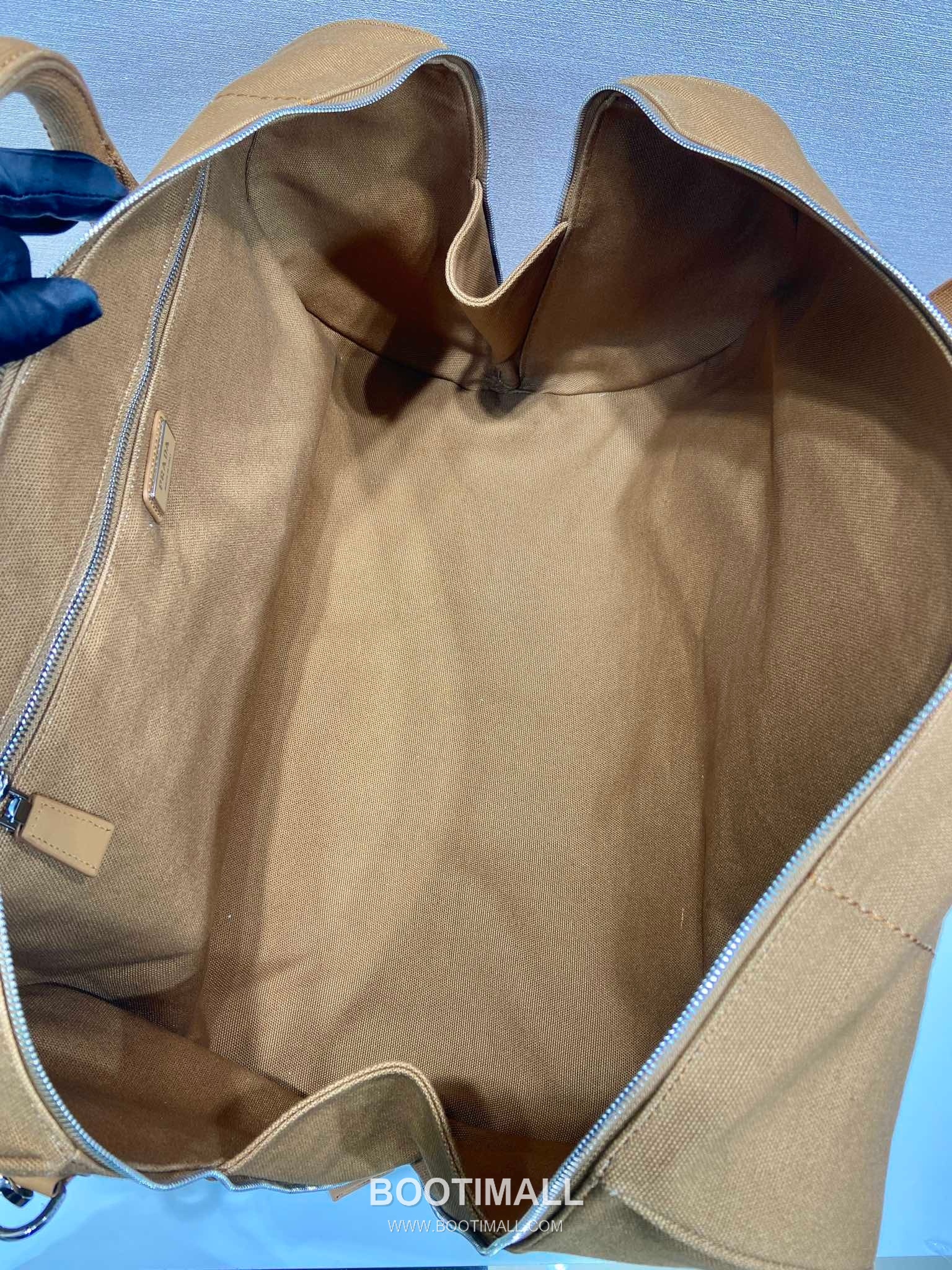 Prada Canvas Leather Travel Bag with Embroidered Logo and Detachable Strap 프라다 캔버스 레더 자수로고 탈부착 스트랩 트래블백 2VC051 53cm 8