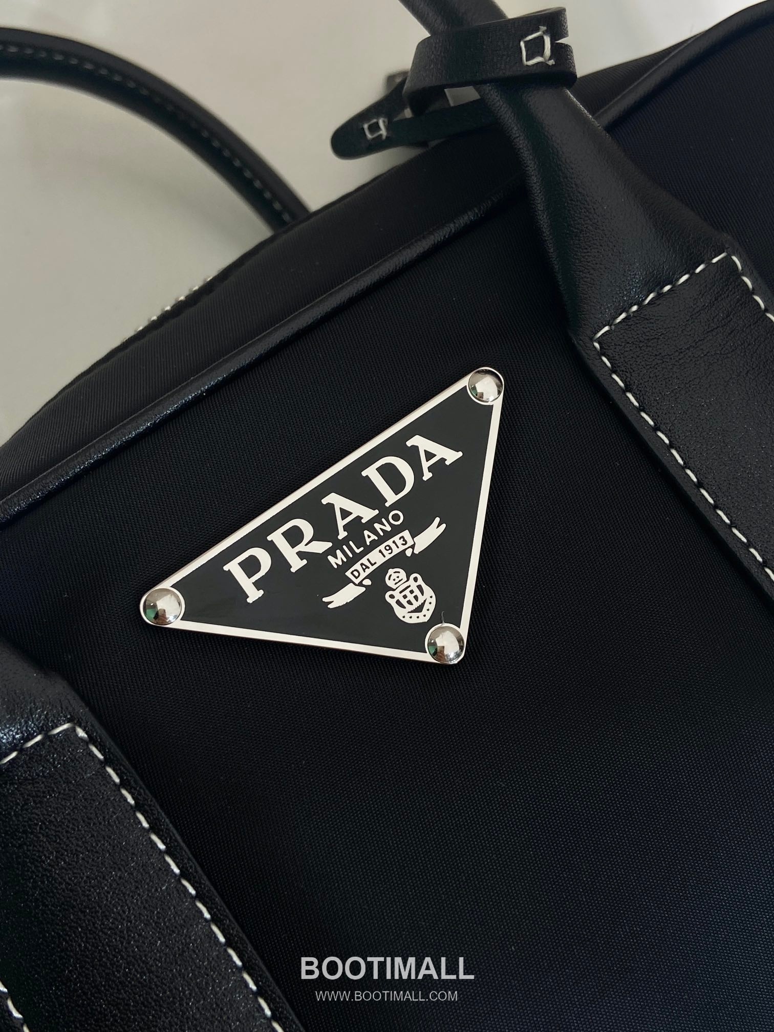 Prada Nylon Calfskin Boston Bag with Lock Detail and Triangle Logo 프라다 나일론 카프스킨 락 디테일 삼각로고 보스턴백 1BG846 24cm 7