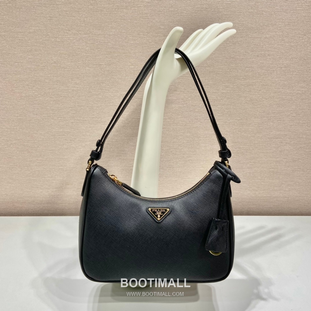 Prada Saffiano Leather Hobo Bag with Adjustable Strap and Multi Carry Design 프라다 사피아노 레더 멀티 스트랩 삼각로고 호보백 1BC204B 23cm 2