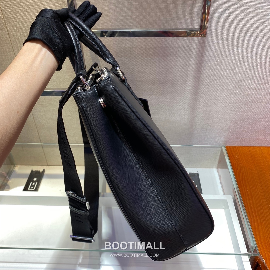 Prada Calfskin Leather Tote Bag with Nylon Strap and Multi Pocket Detail 프라다 카프스킨 레더 나일론 스트랩 멀티포켓 브리프케이스 2VG061 39cm 5