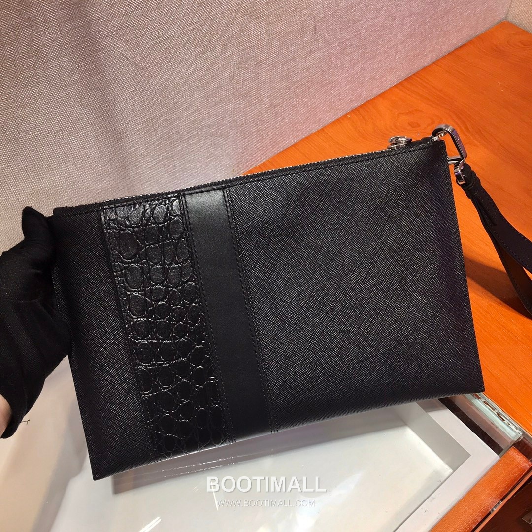Prada Saffiano Leather Clutch Bag with Card Slots and Triangle Logo 프라다 사피아노 레더 카드슬롯 삼각로고 클러치백 2NG005G 28cm 4