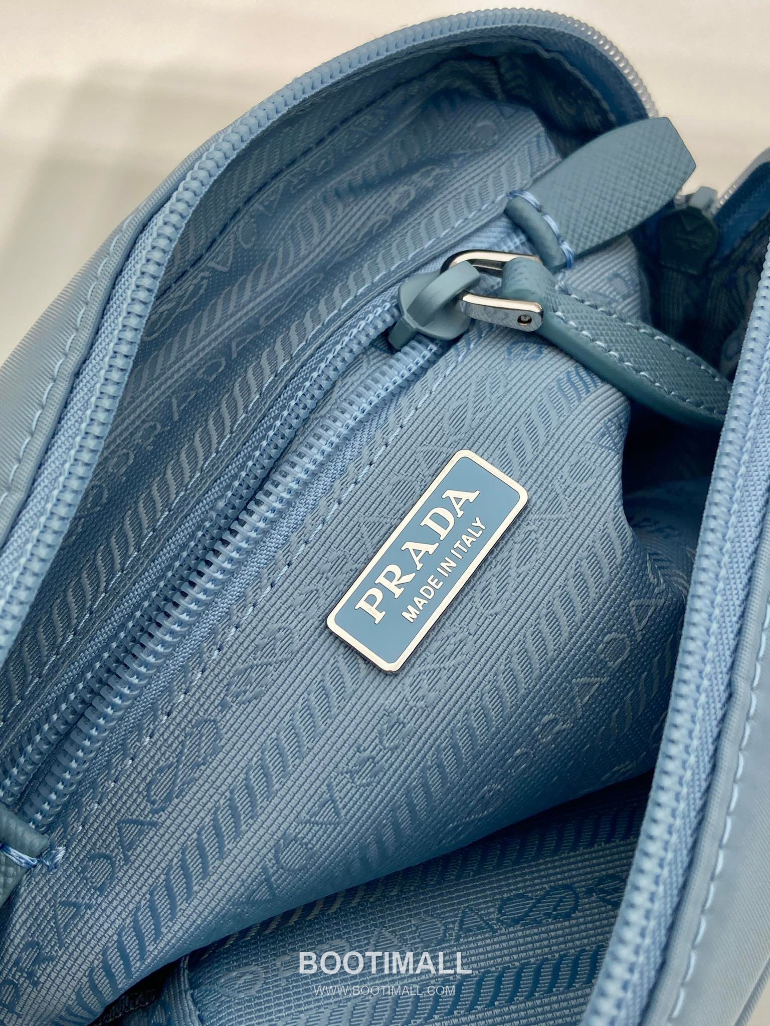 Prada Re-Nylon Clutch Bag with Leather Wrist Strap and Triangle Logo 프라다 리나일론 레더 손목 스트랩 삼각로고 클러치백 1NS021 17cm 9