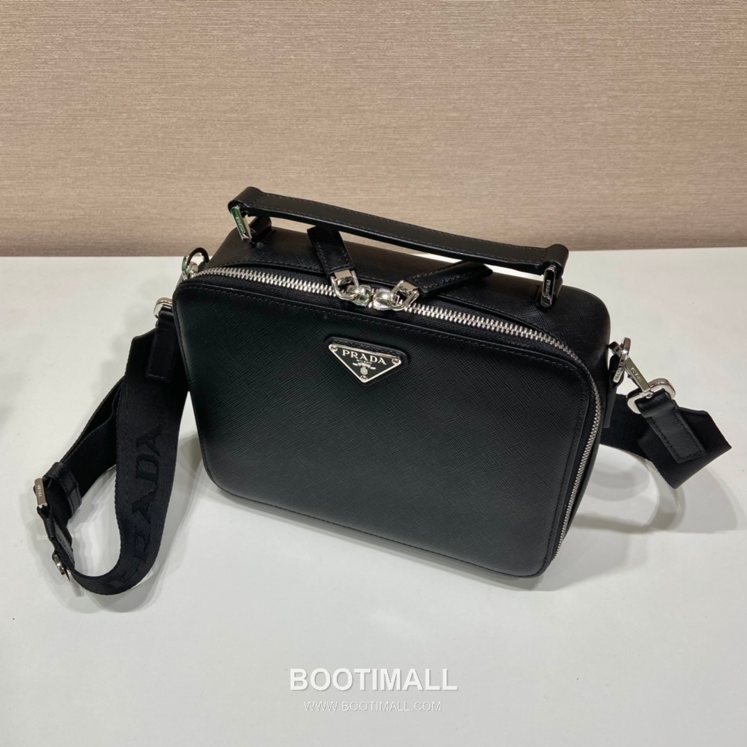 Prada Saffiano Leather Brique Bag with Top Handle and Nylon Strap 프라다 사피아노 레더 탑핸들 나일론 스트랩 브리크백 2VH069 22cm 4