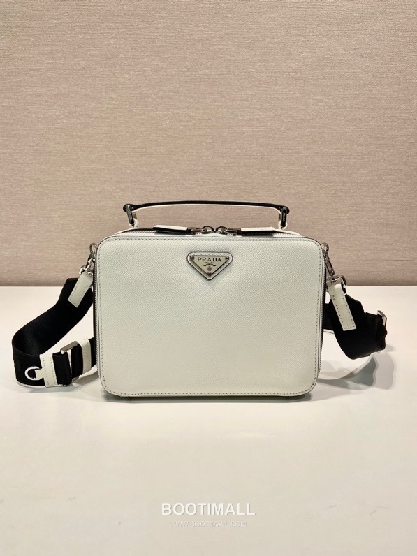Prada Saffiano Leather Brique Bag with Top Handle and Nylon Strap 프라다 사피아노 레더 탑핸들 나일론 스트랩 브리크백 2VH069 22cm 2