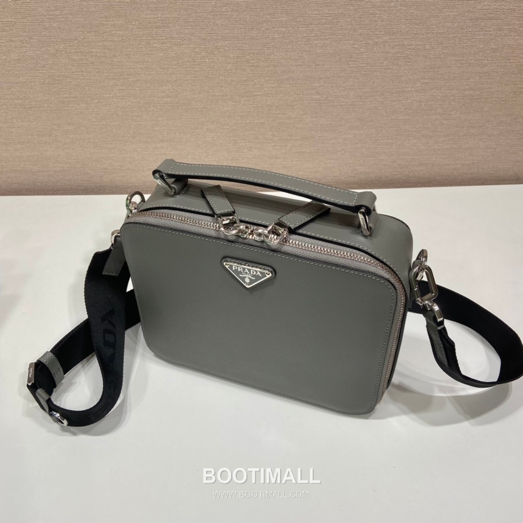 Prada Saffiano Leather Brique Bag with Top Handle and Nylon Strap 프라다 사피아노 레더 탑핸들 나일론 스트랩 브리크백 2VH069 22cm 3