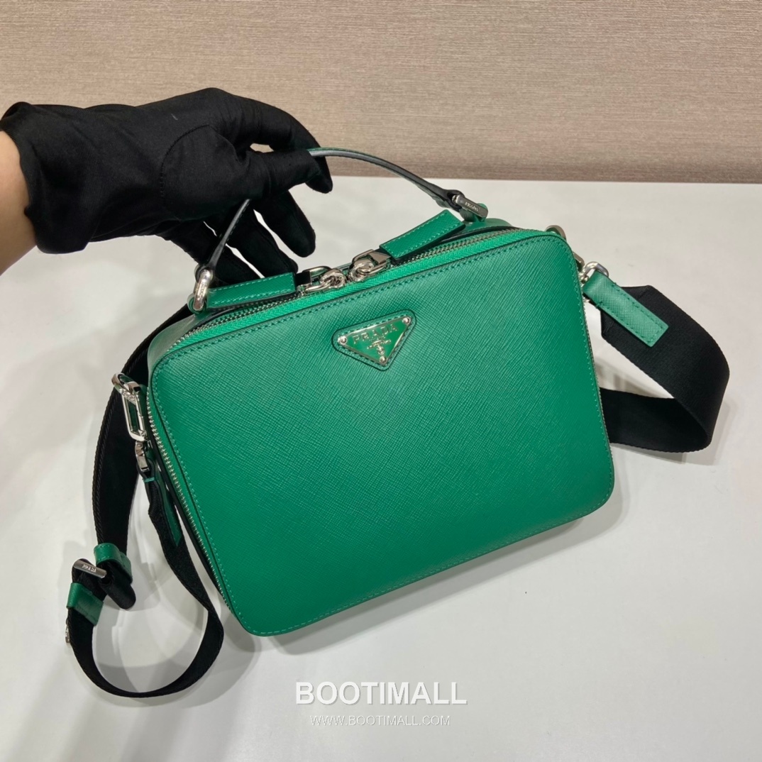 Prada Saffiano Leather Brique Bag with Top Handle and Nylon Strap 프라다 사피아노 레더 탑핸들 나일론 스트랩 브리크백 2VH069 22cm 3