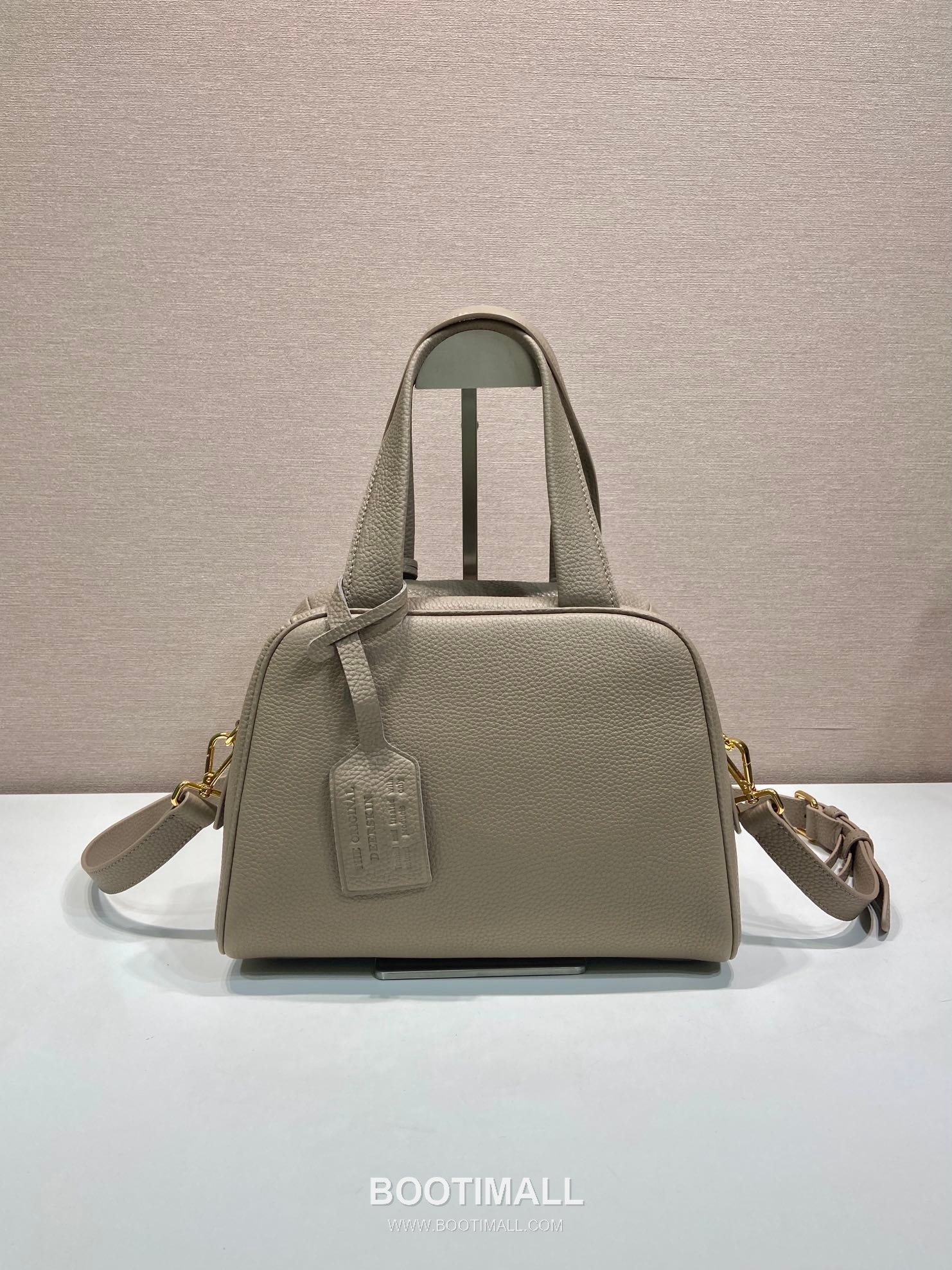 Prada Grained Leather Top Handle Bag with Detachable Strap and Logo Detail 프라다 그레인 레더 탈부착 스트랩 로고 디테일 탑핸들백 1BB149 28cm 4
