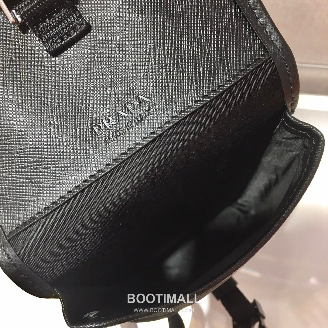Prada Saffiano Leather Phone Crossbody Bag with Triangle Logo 프라다 사피아노 레더 삼각로고 폰 크로스백 2ZH109 12cm 8