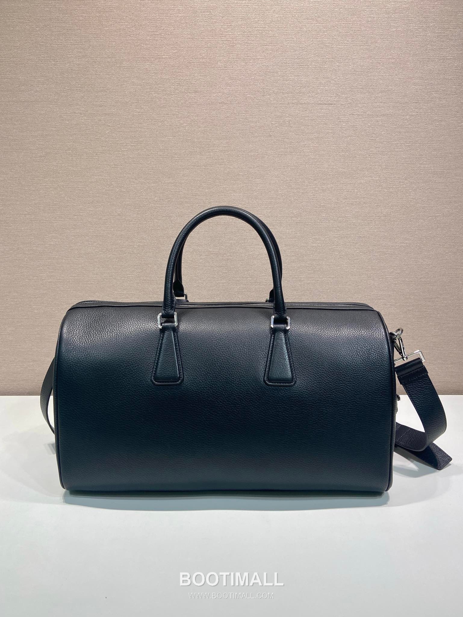 Prada Leather Travel Bag with Triangle Logo and Detachable Strap 프라다 레더 삼각로고 탈부착 스트랩 트래블백 2VC048 50cm 4