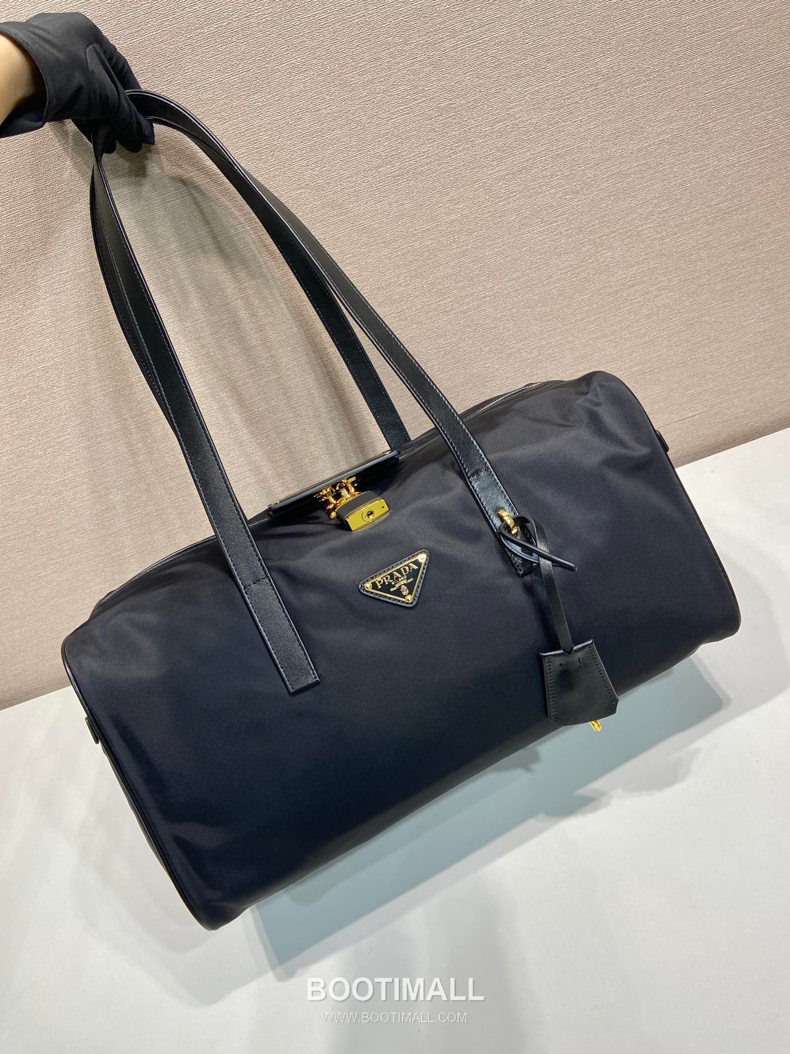 Prada Travel Duffel Bag with Leather Trim and Lock Detail 프라다 레더 트림 락 디테일 트래블 더플백 1BB135 40cm 4