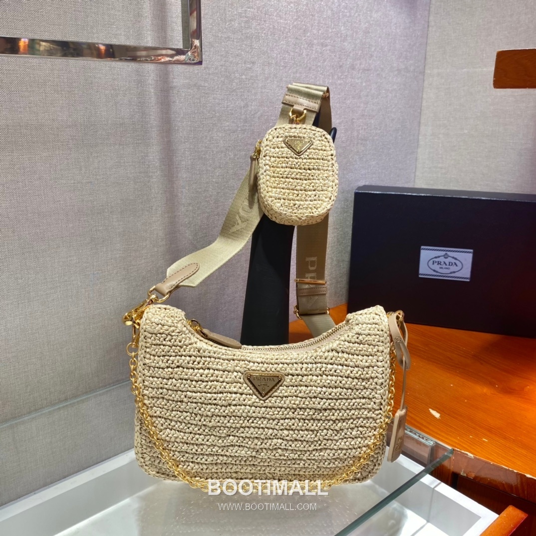 Prada Woven Raffia Three Way Shoulder Bag with Mini Pouch 프라다 라피아 위빙 미니파우치 포함 3WAY 숄더백 1BH204 23cm 1