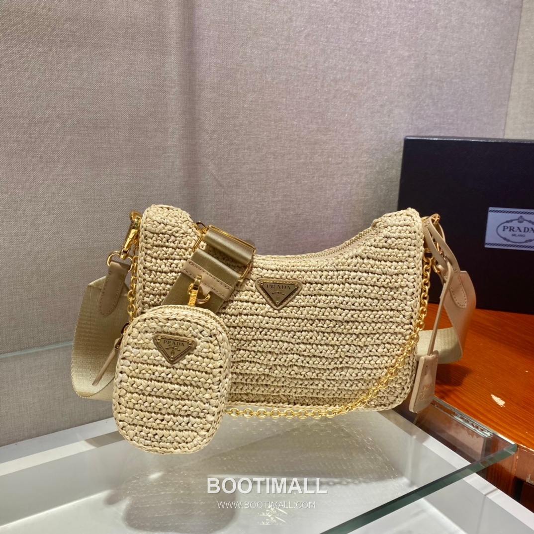 Prada Woven Raffia Three Way Shoulder Bag with Mini Pouch 프라다 라피아 위빙 미니파우치 포함 3WAY 숄더백 1BH204 23cm 2