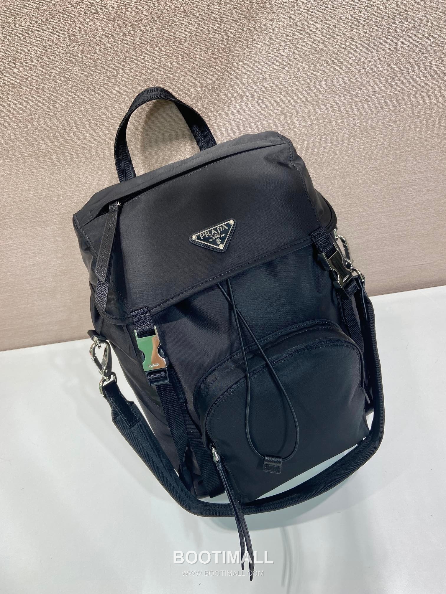 Prada Nylon Backpack with Saffiano Leather Trim and Multi Pocket Detail 프라다 나일론 사피아노 트림 멀티포켓 백팩 1BZ039 25cm 3