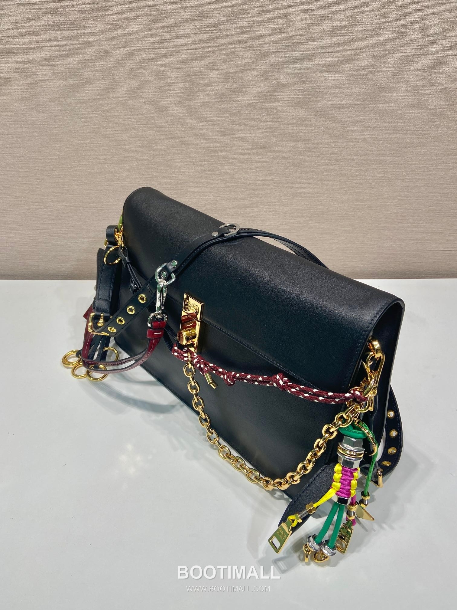 Prada Soft Sound Calfskin Shoulder Bag with Dual Compartment and Charm Detail 프라다 소프트 사운드 카프스킨 더블컴파트먼트 참 숄더백 1BD378 35cm 4